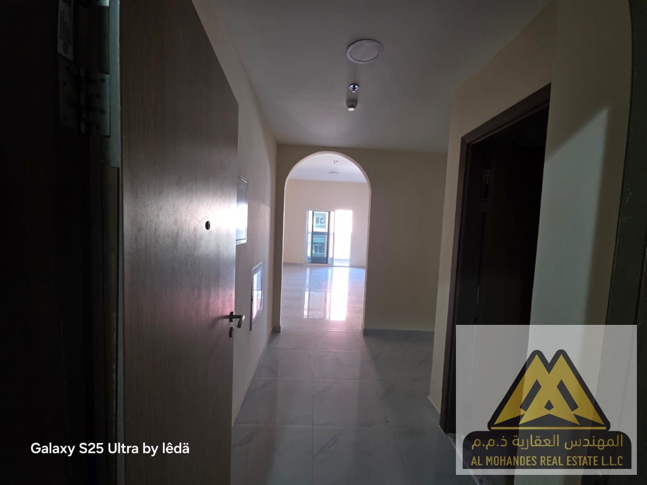 Very large area | Balcony with open view | Excellent master bedroom | Excellent location close to all services