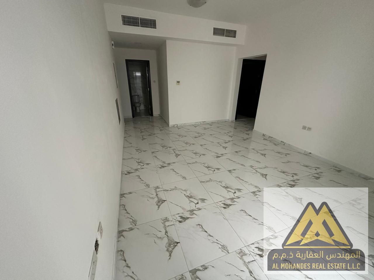 Central air conditioning | Balcony | Good space | Prime location | High-quality building