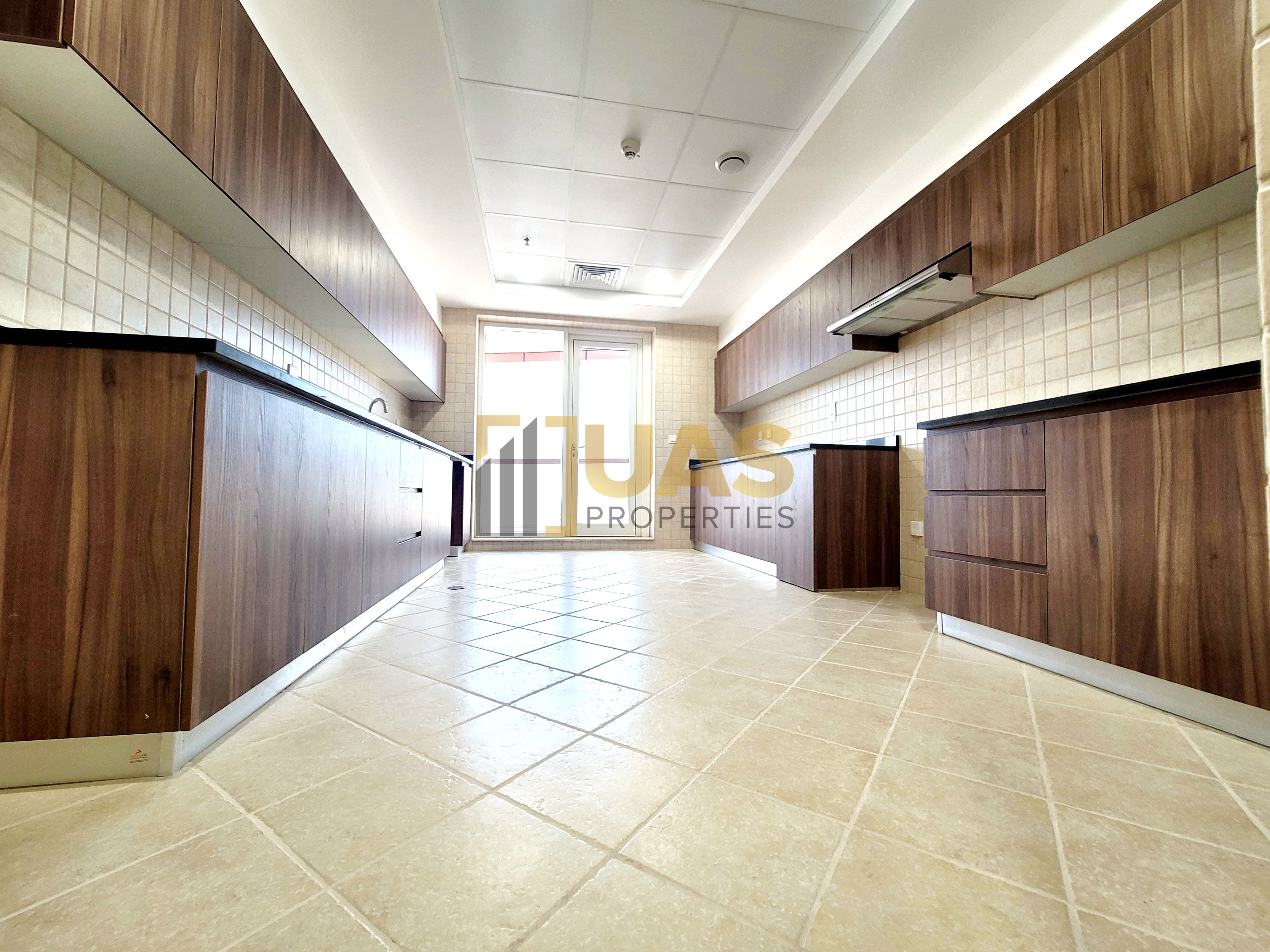 LUXURIOUS 3BHK | RENOVATED APPARTMENT | MAIDROOM