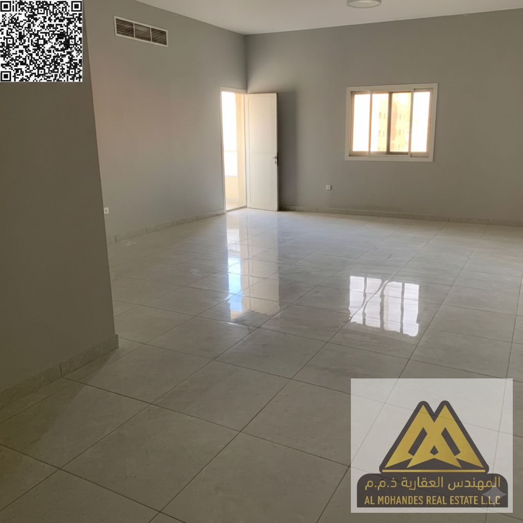 Very spacious rooftop apartment on Mohammed Bin Rashid Street