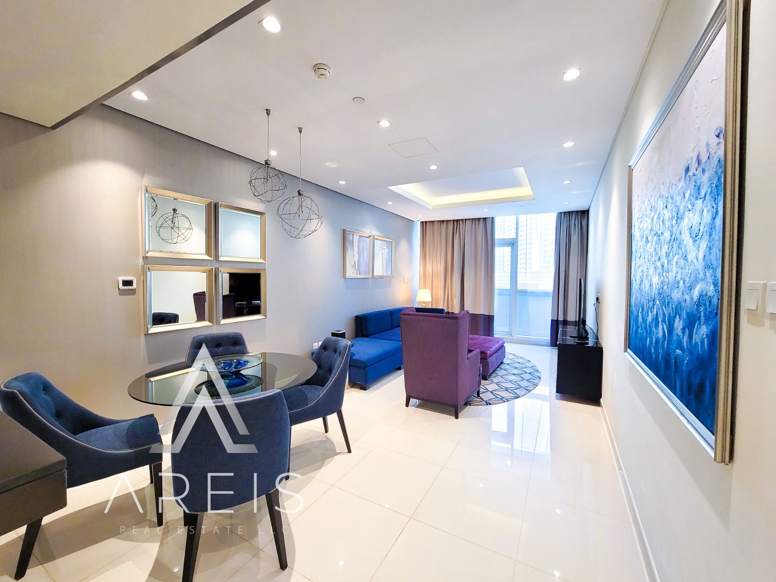 Spacious and Luxury Fully Furnished 2BR Apartment