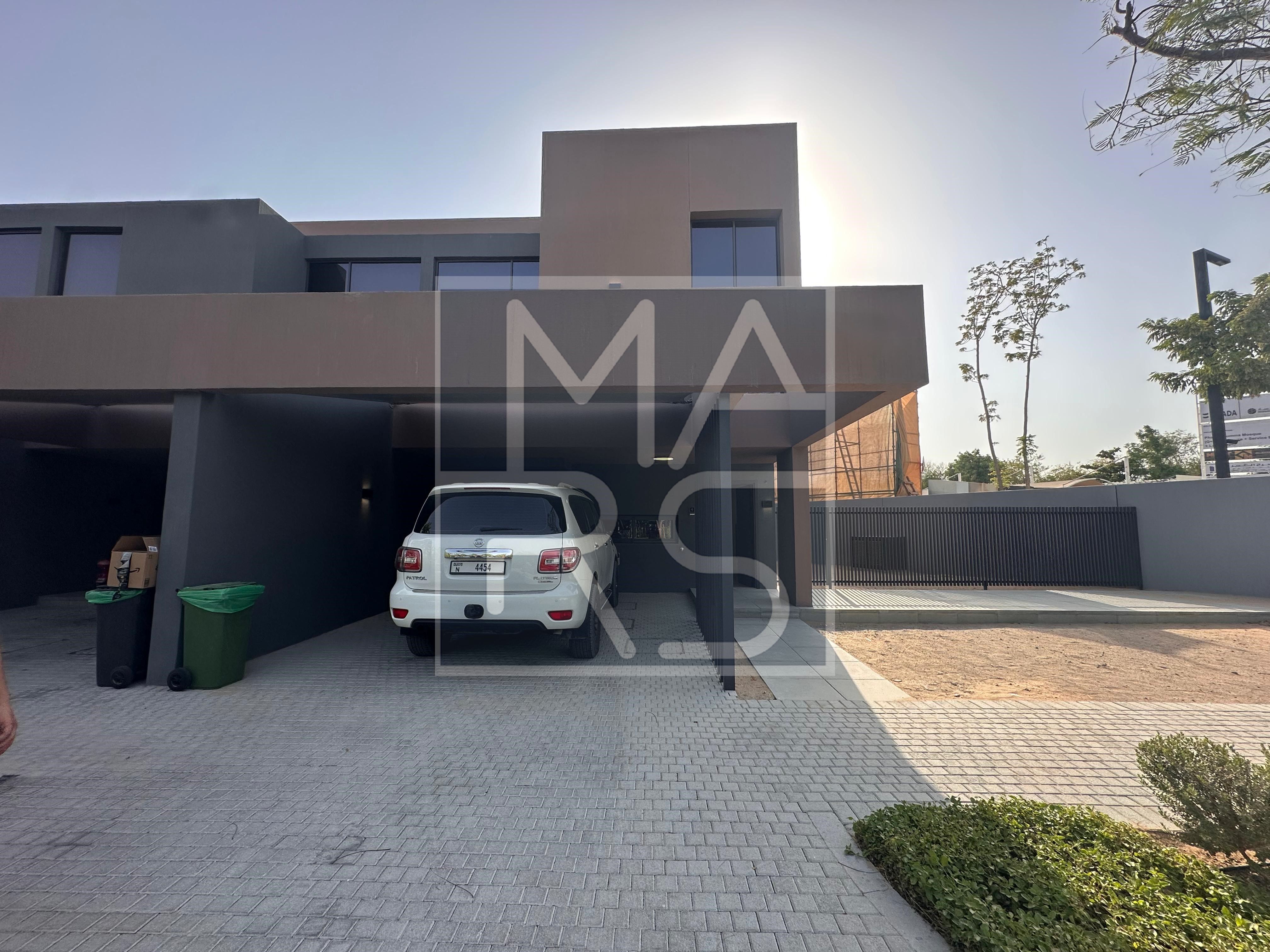 Corner 3BHK | Spacious | luxury l single Row l Unique