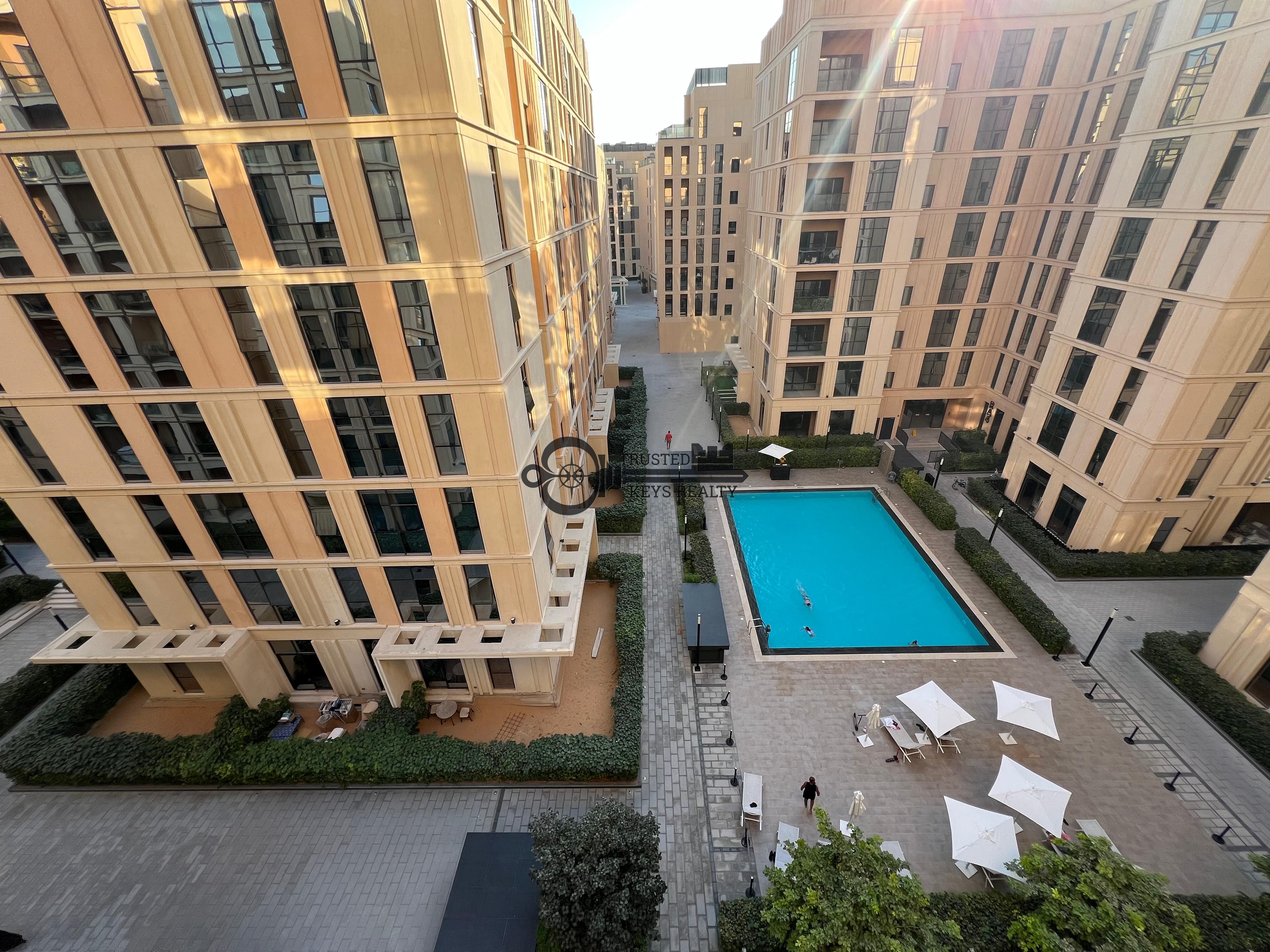 Luxurious 3-Bedroom Apartment for Rent in Al Mamsha – Spacious Layout + Maid’s Room + Full Amenities