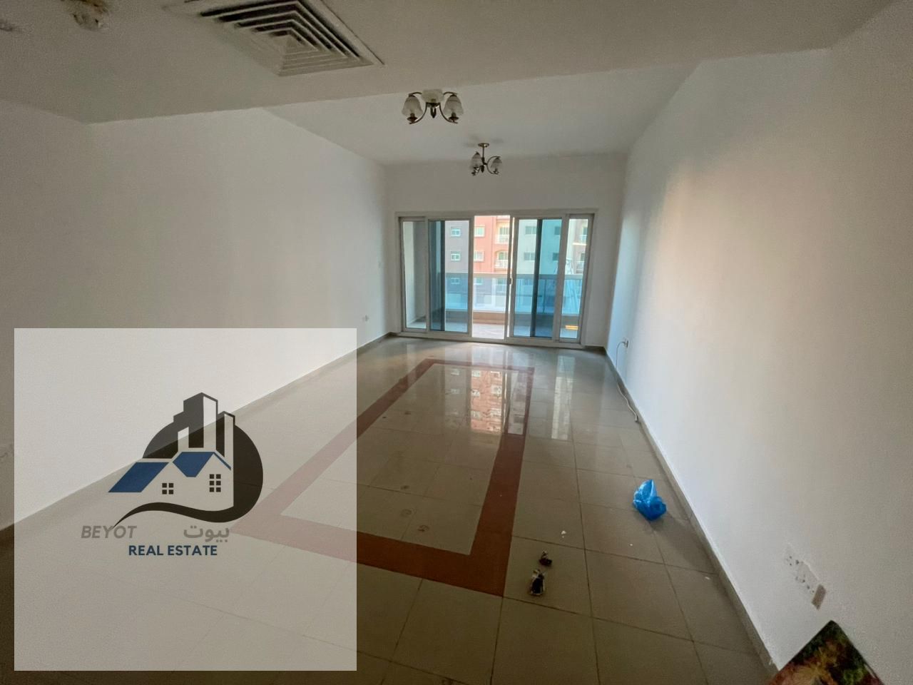 For Rent in Ajman – 1 Bedroom Hall Apartment (1 BHK) Located in Al Rashidiya 3, opposite Ajman One Towers Unit Details: Spacious master bedroom