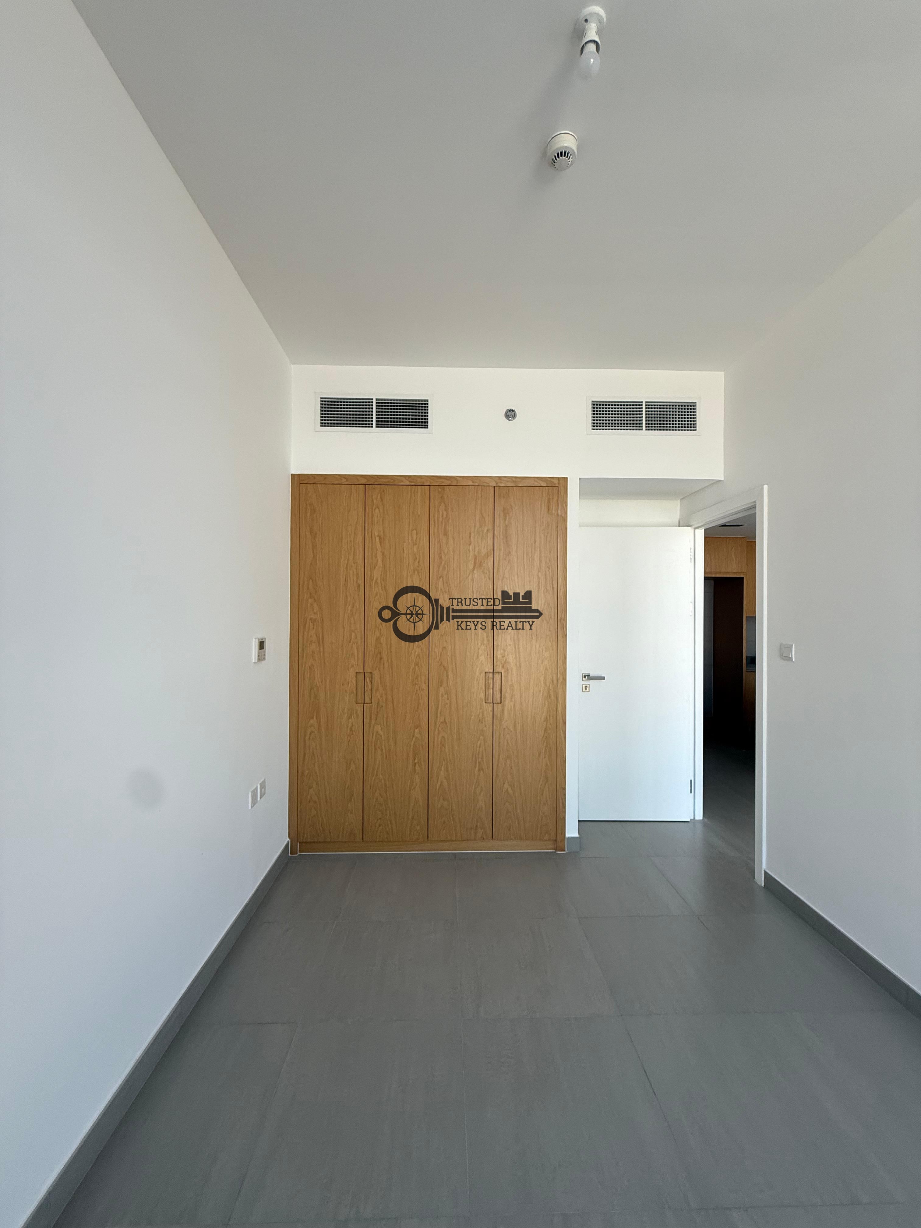 One-Bedroom Apartment for Rent in Al Mamsha – Fully Equipped with Premium Amenities