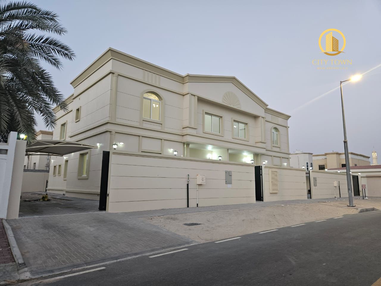 Spacious 5 bedroom double story brand new villa with covered parking ! Al ramtha area