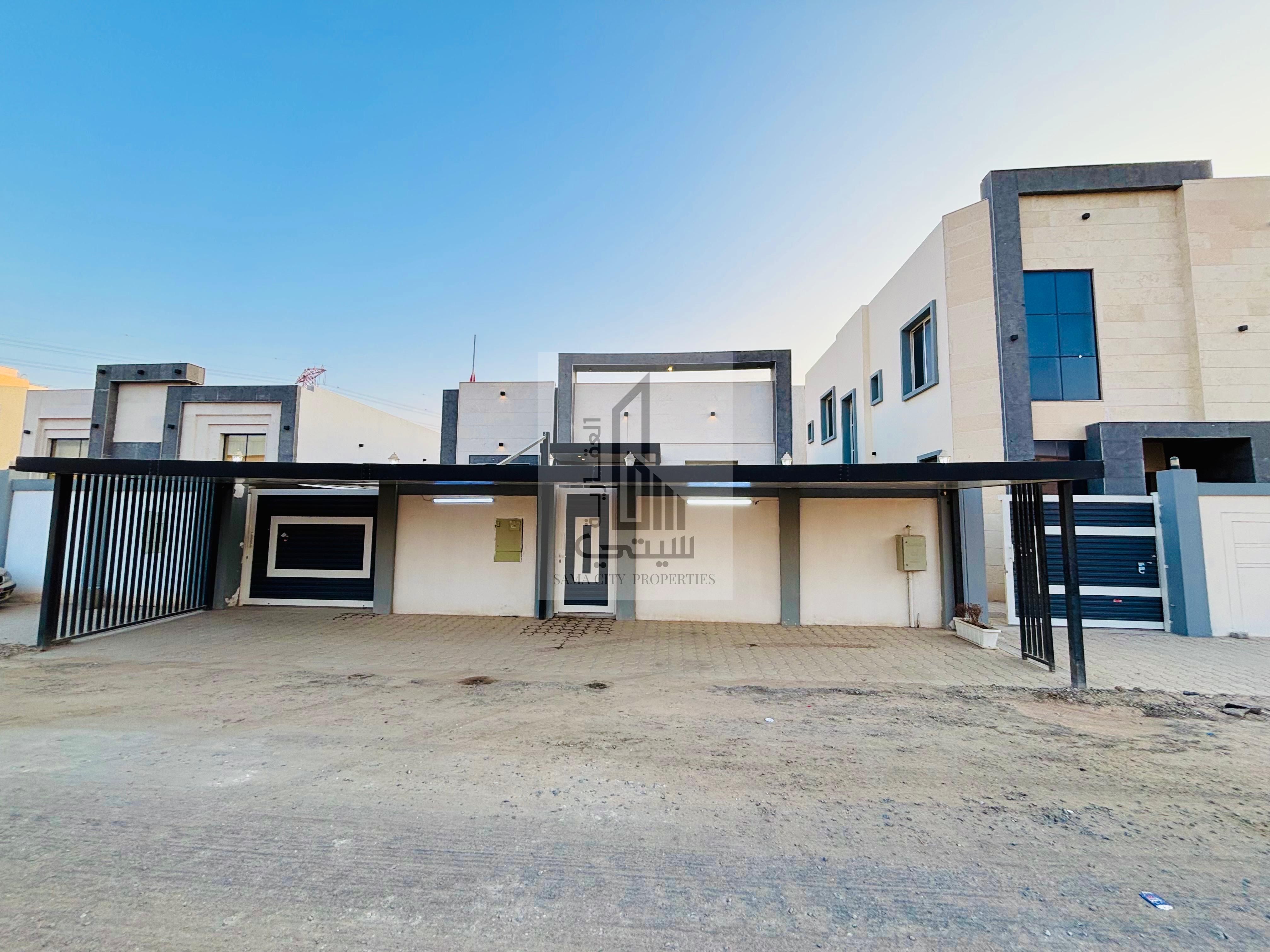 Villa for sale ready to move behind the mosque