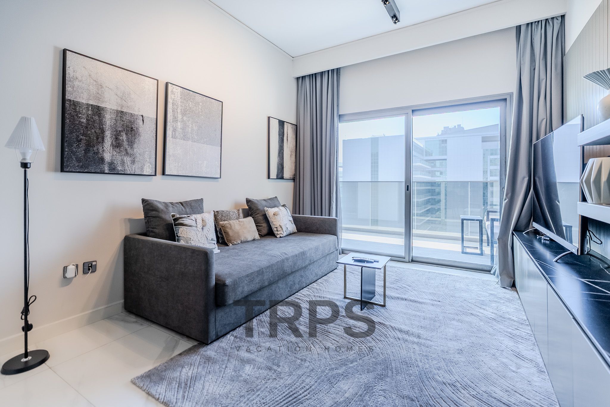 Spacious 1BR plus Maids | Furnished | City View!