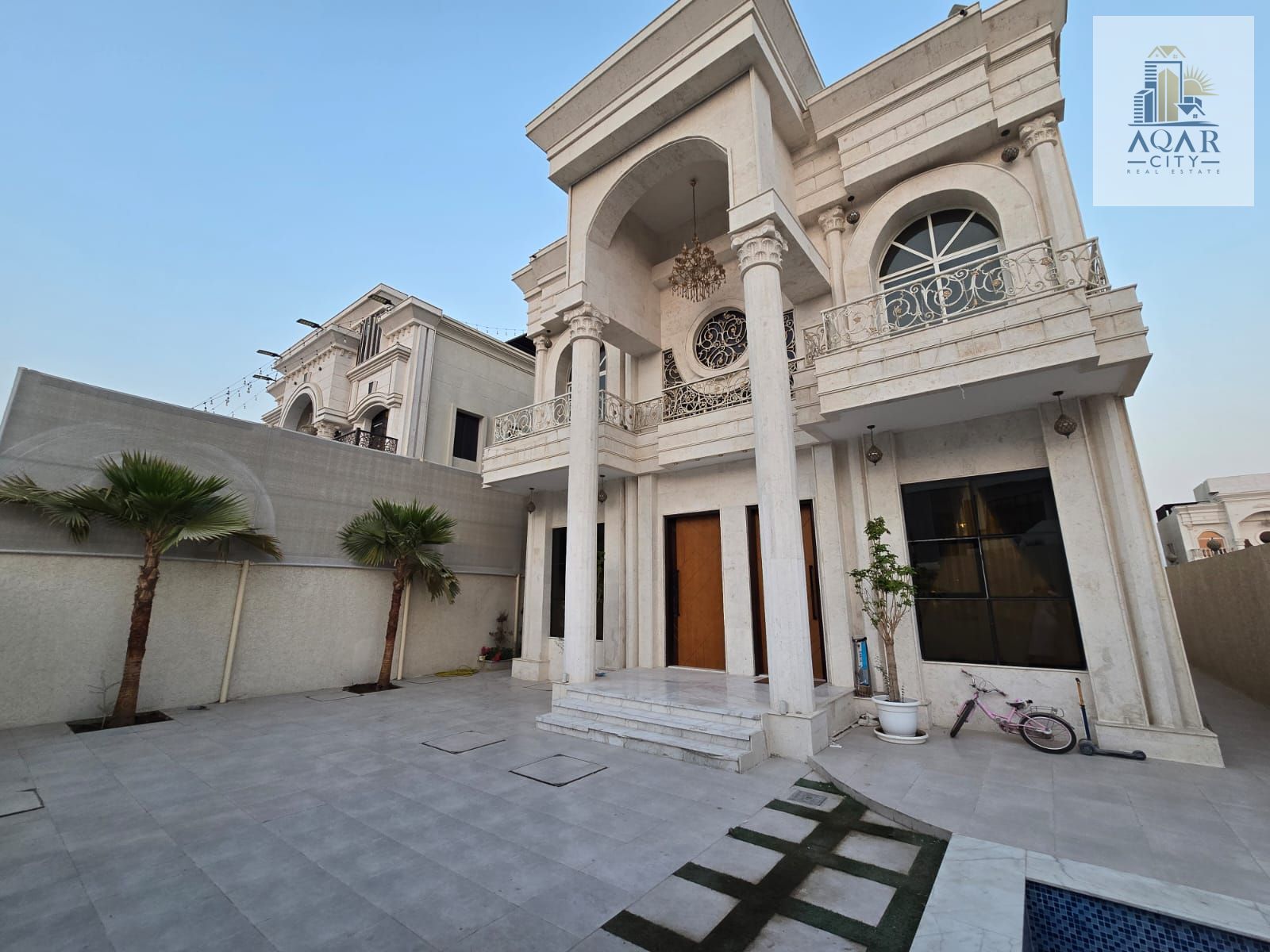 Spacious 5BR Villa with Private Pool & Large Yard