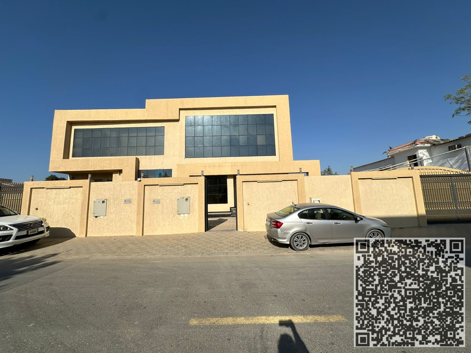 SPECIOUS LUXURY BIG 5 MASTER BEDROOMS VILLA AVAILABLE FOR RENT IN AL HALWAN SHARJAH
