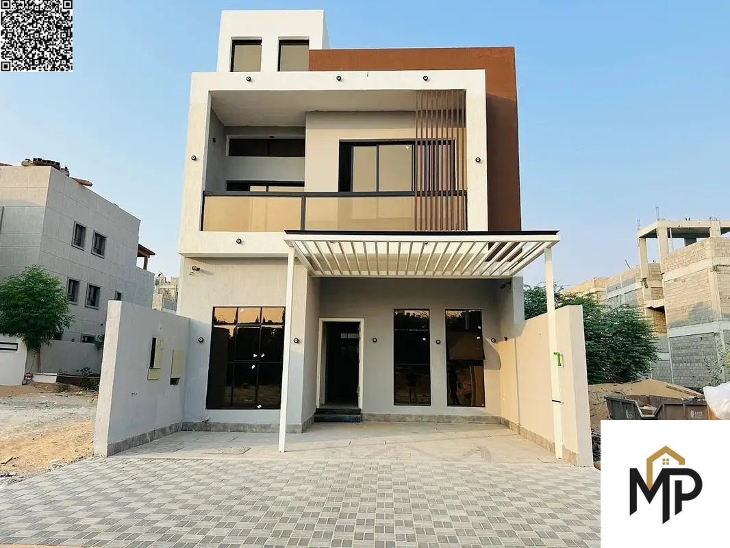 Luxury 3-bedroom townhouse with a modern design in Al Zahia