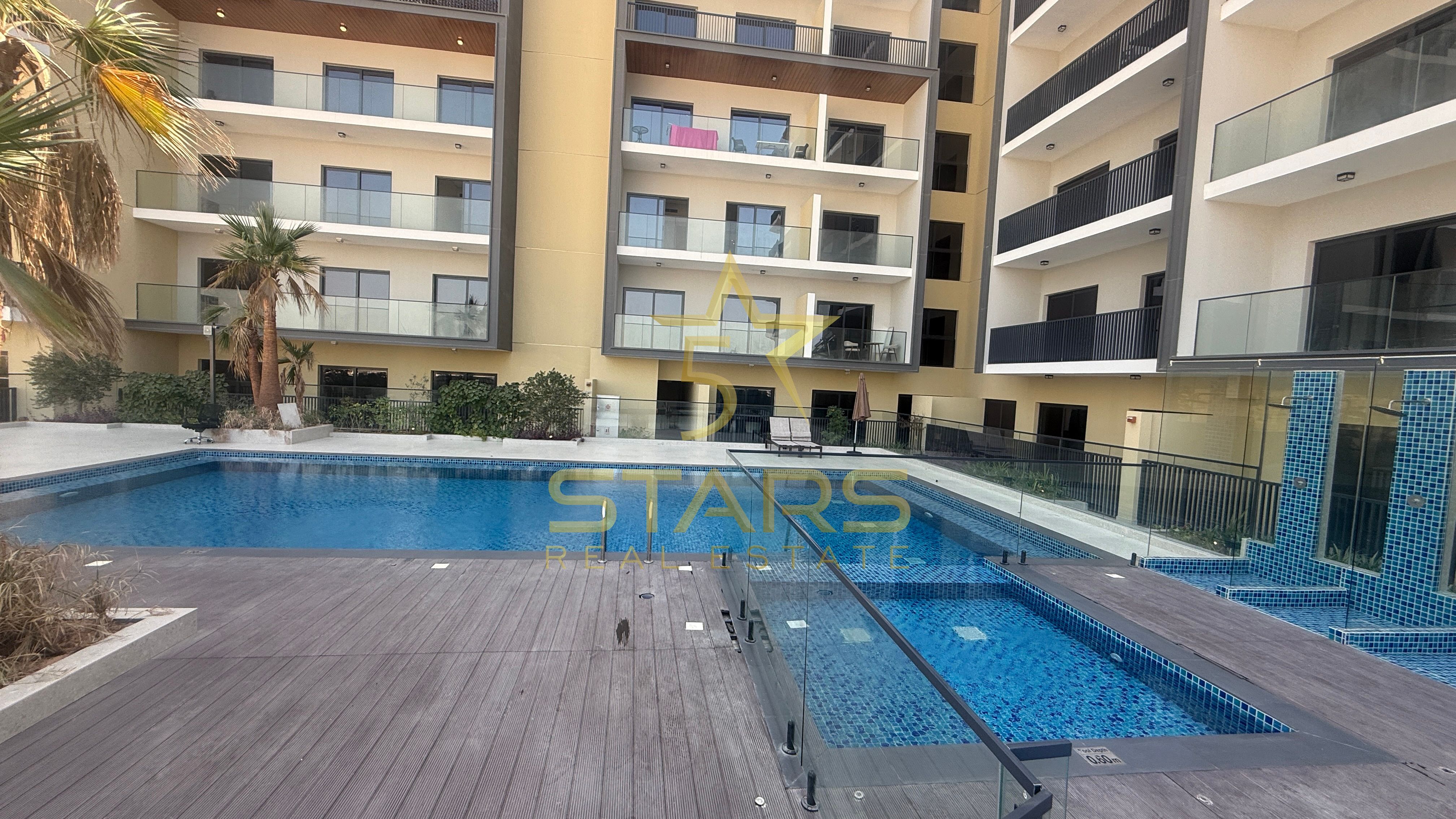 Move-In Ready | Maid's Room | Modern Layout | Prime Arjan Location