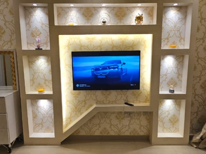 Furnished studio in Al Nuaimiya Tower C for sale for 280,000 AED (cash)