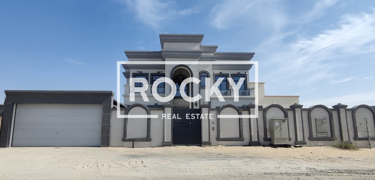 Luxurious 6 B/R | Independent Villa | with Pool