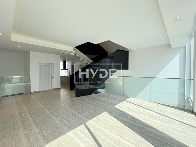 Skyline Views | B Type Layout | Vacant |