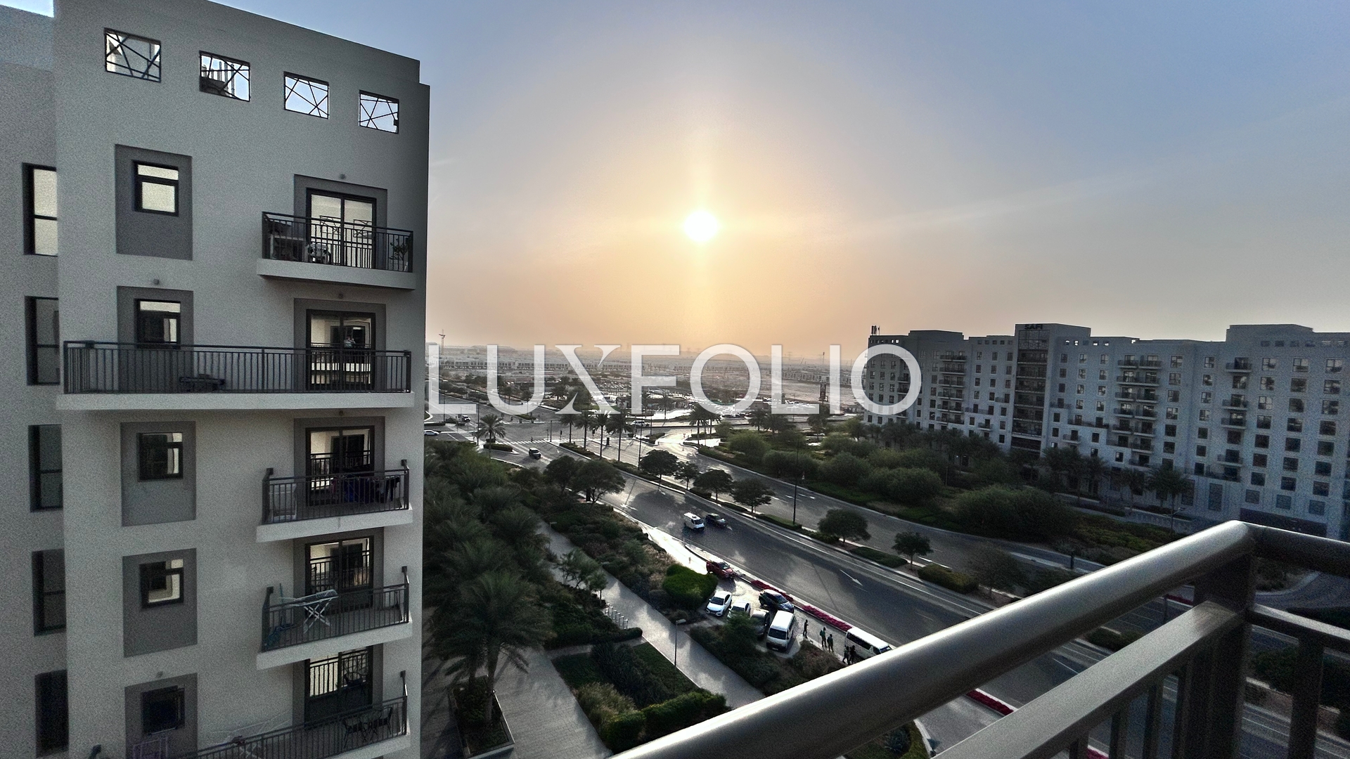 High Floor | Exclusive | Upgraded