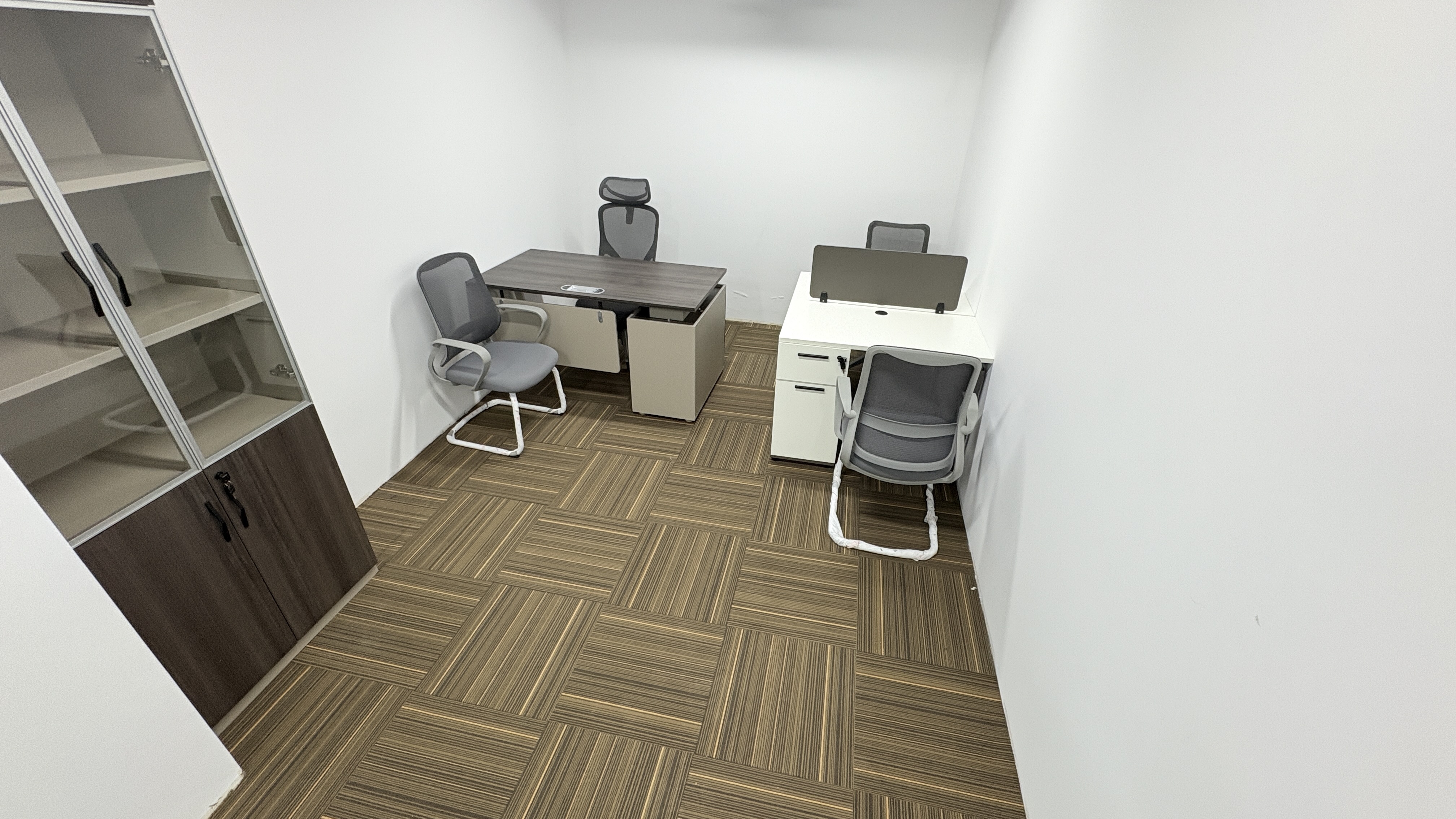 ONE MONTH FREE! | FULLY FURNISHED OFFICE FOR RENT | READY TO MOVE | NO COMMISSION | FREE WIFI DEWA | EASY ACCESS