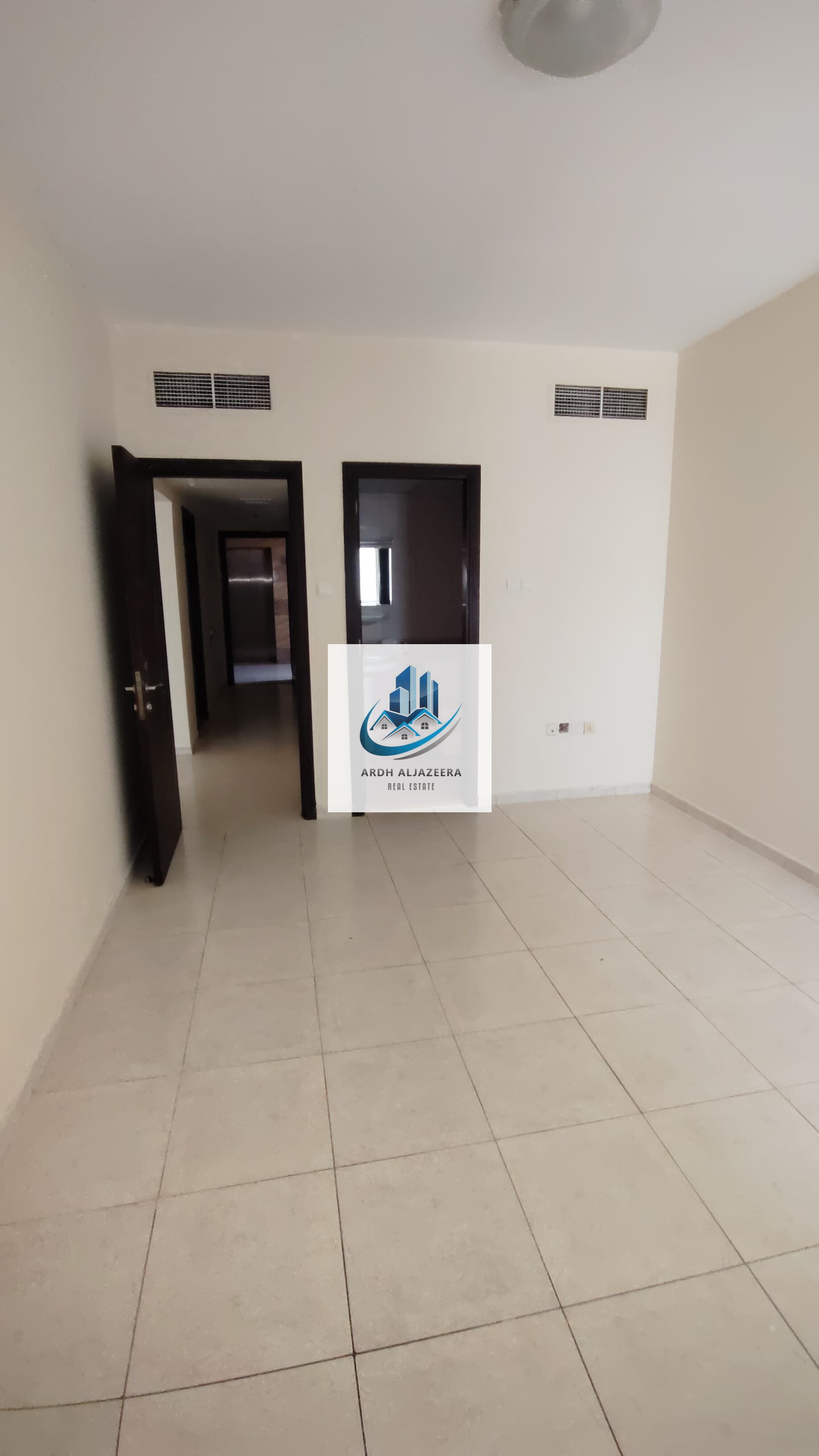 50% discount on commission |Gym pool free|1 bhk with two bath near sahara center!