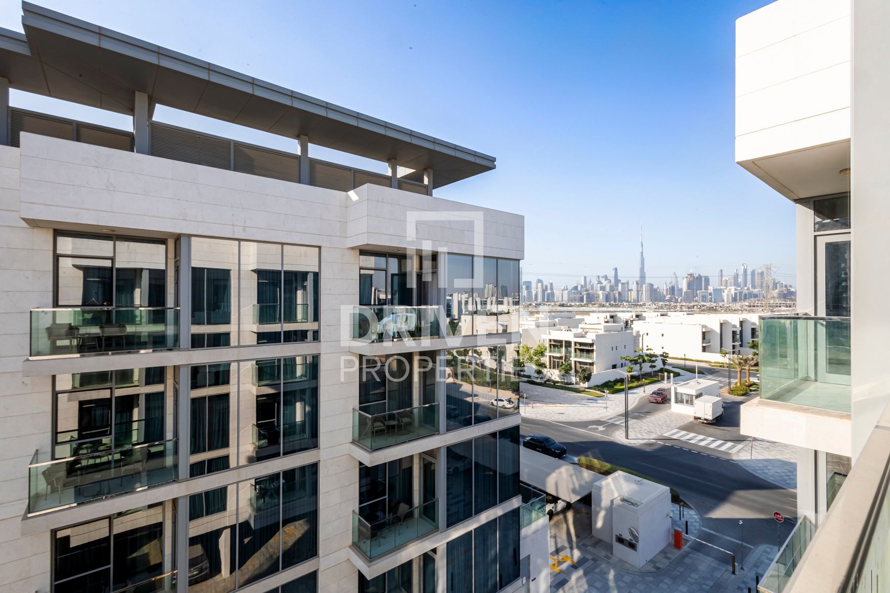 Fully Furnished | Majestic View | Broad Layout