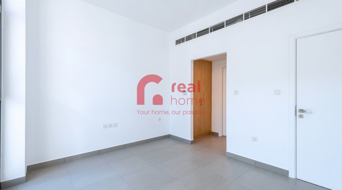 2 bedroom apartment ready to move in for sale in Al mamsha, Sharjah