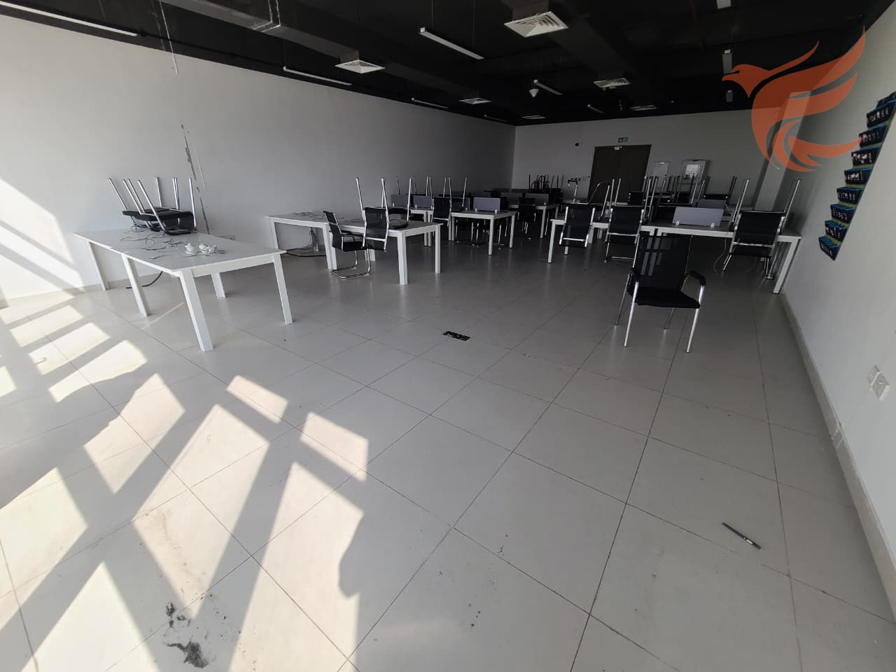 office for rent with sea view