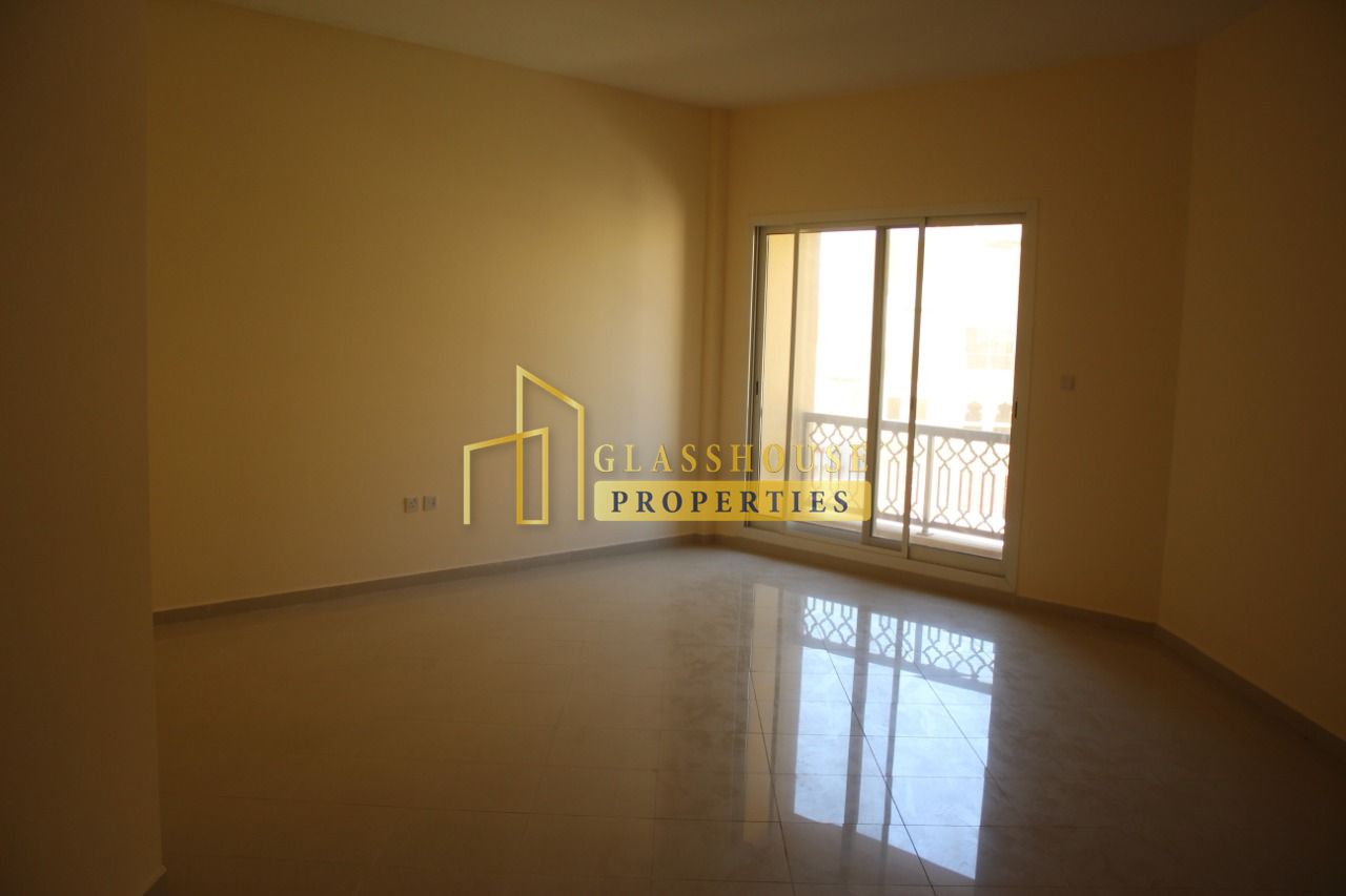 Well Maintained Garden View 1BR in Yakout for SALE