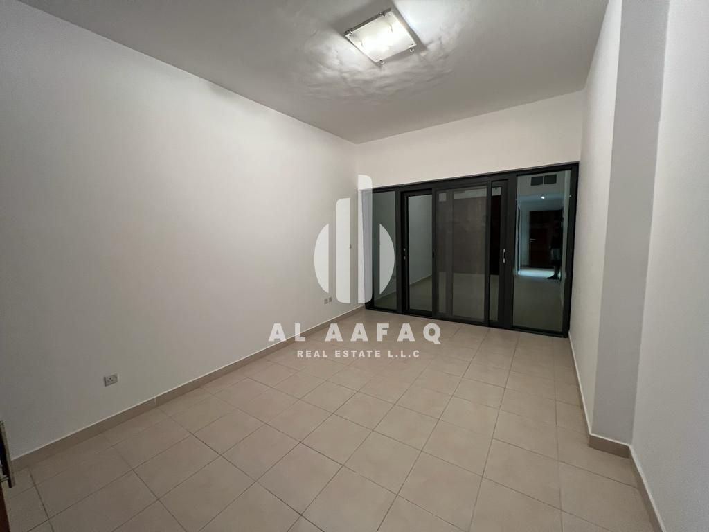 Sea view 3BHK| all Master Bedrooms | Maids Room