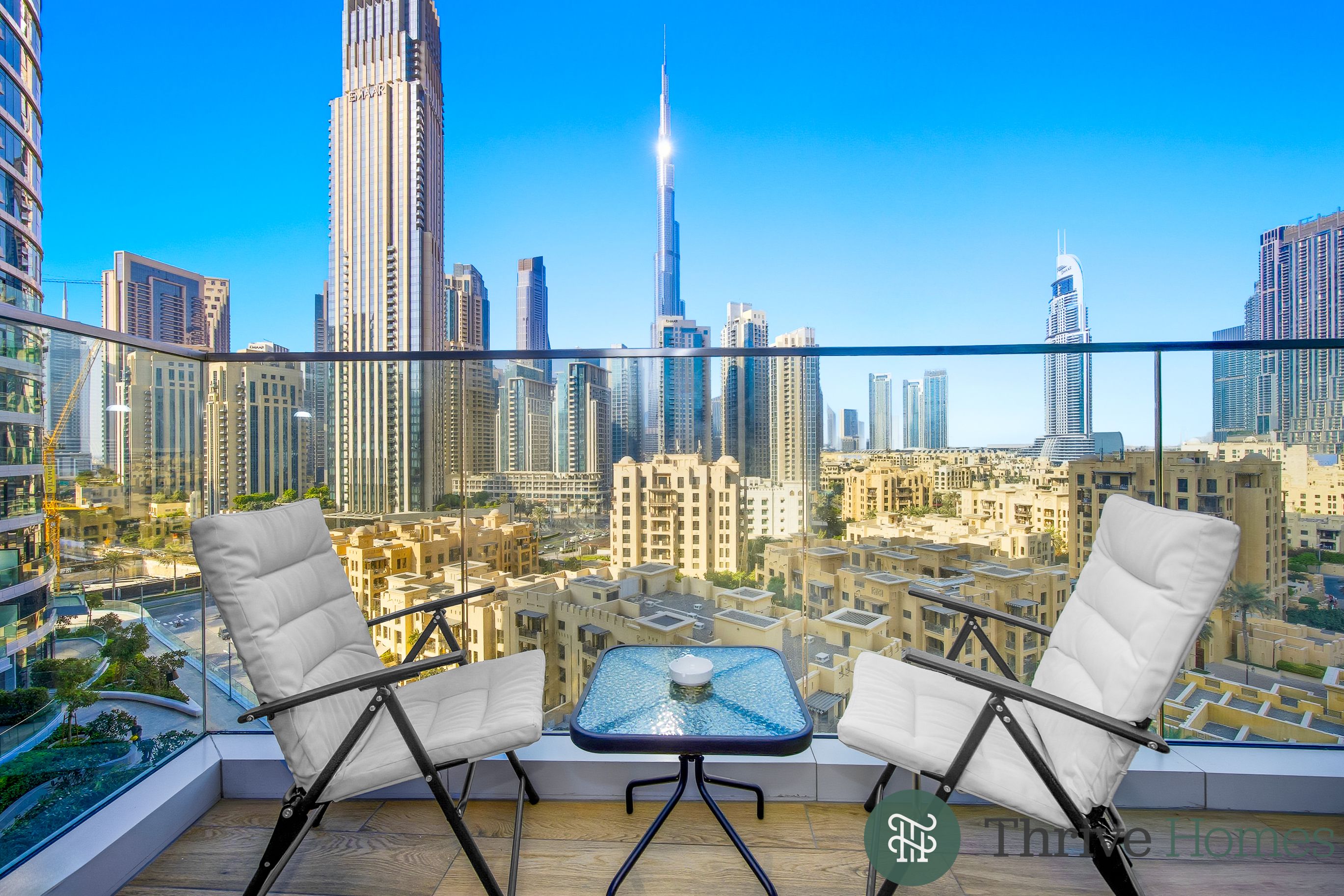 Bright 2-Bedroom Apartment | Downtown Dubai | Bills Not Included | Premium Burj Khalifa View