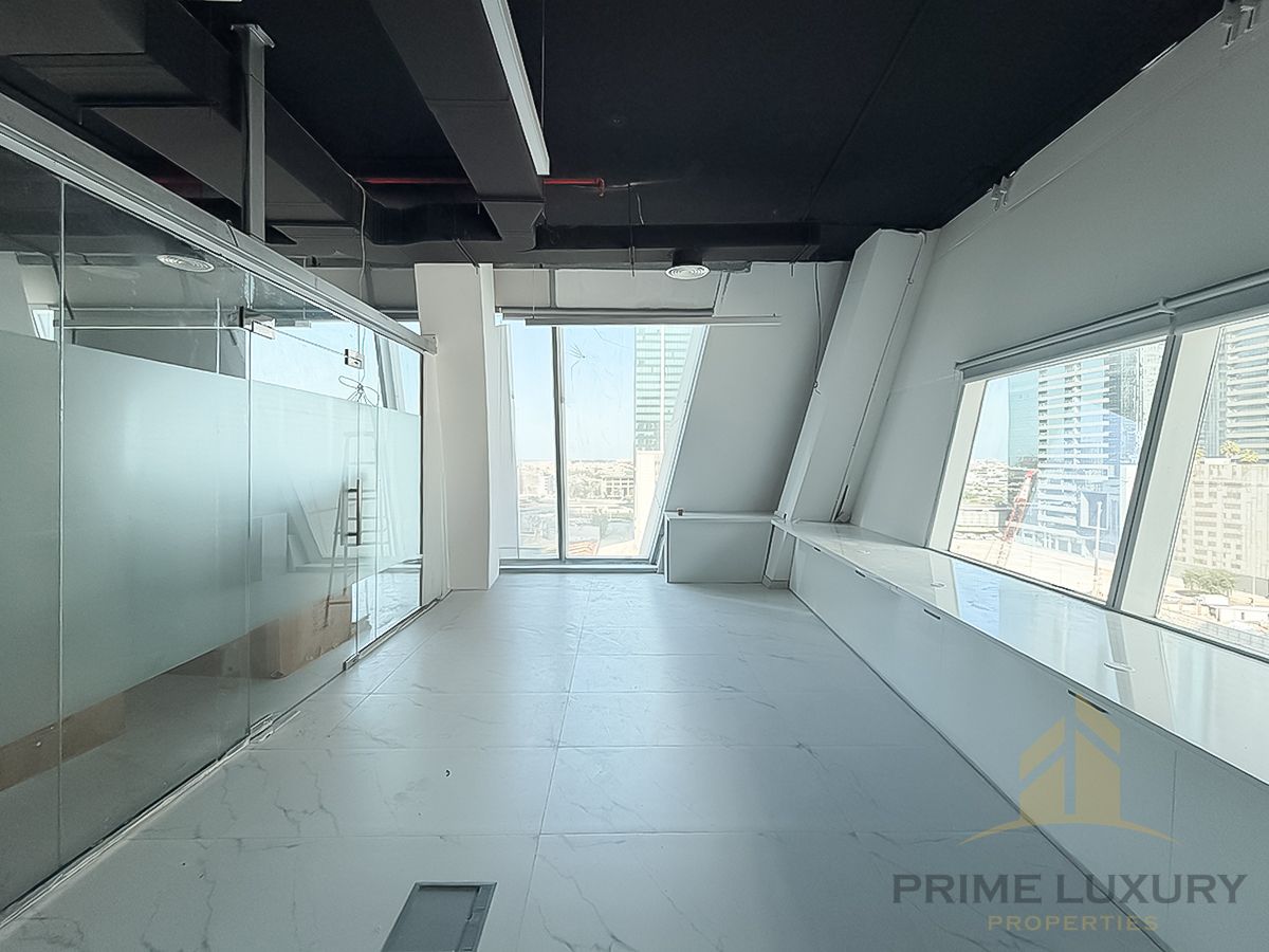 Vastu | Prime Location | Fitted Office | Vacant