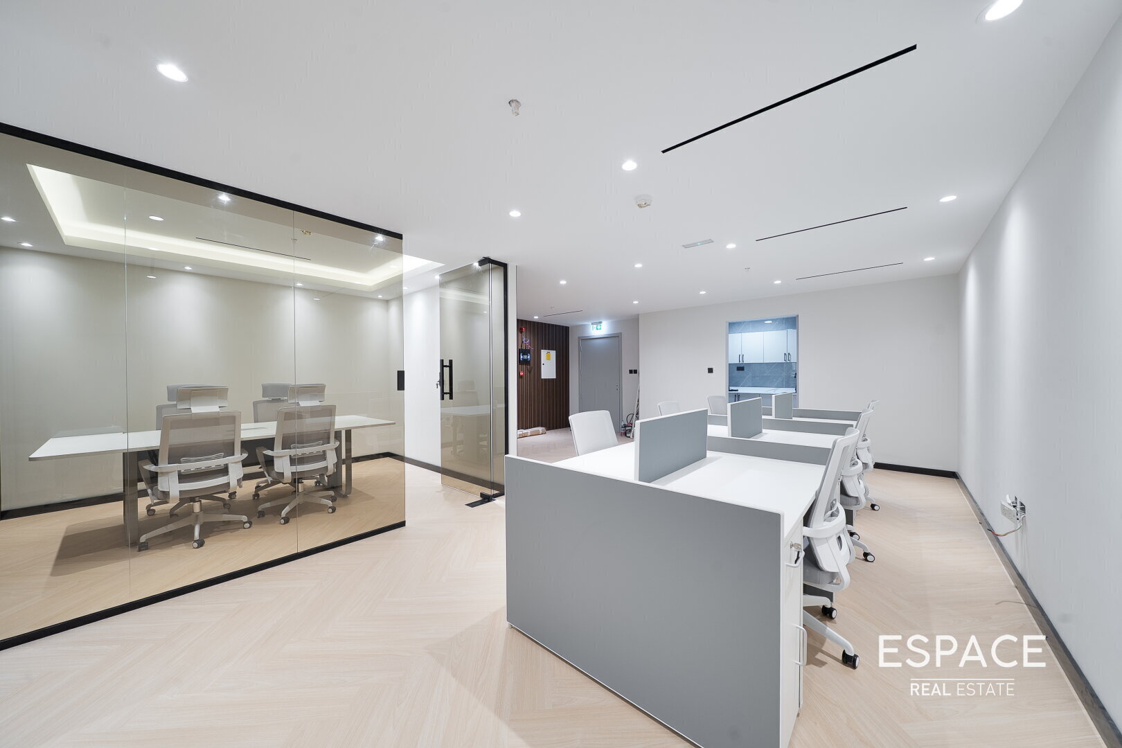 Prime Location | Vacant | Luxury Fit Out