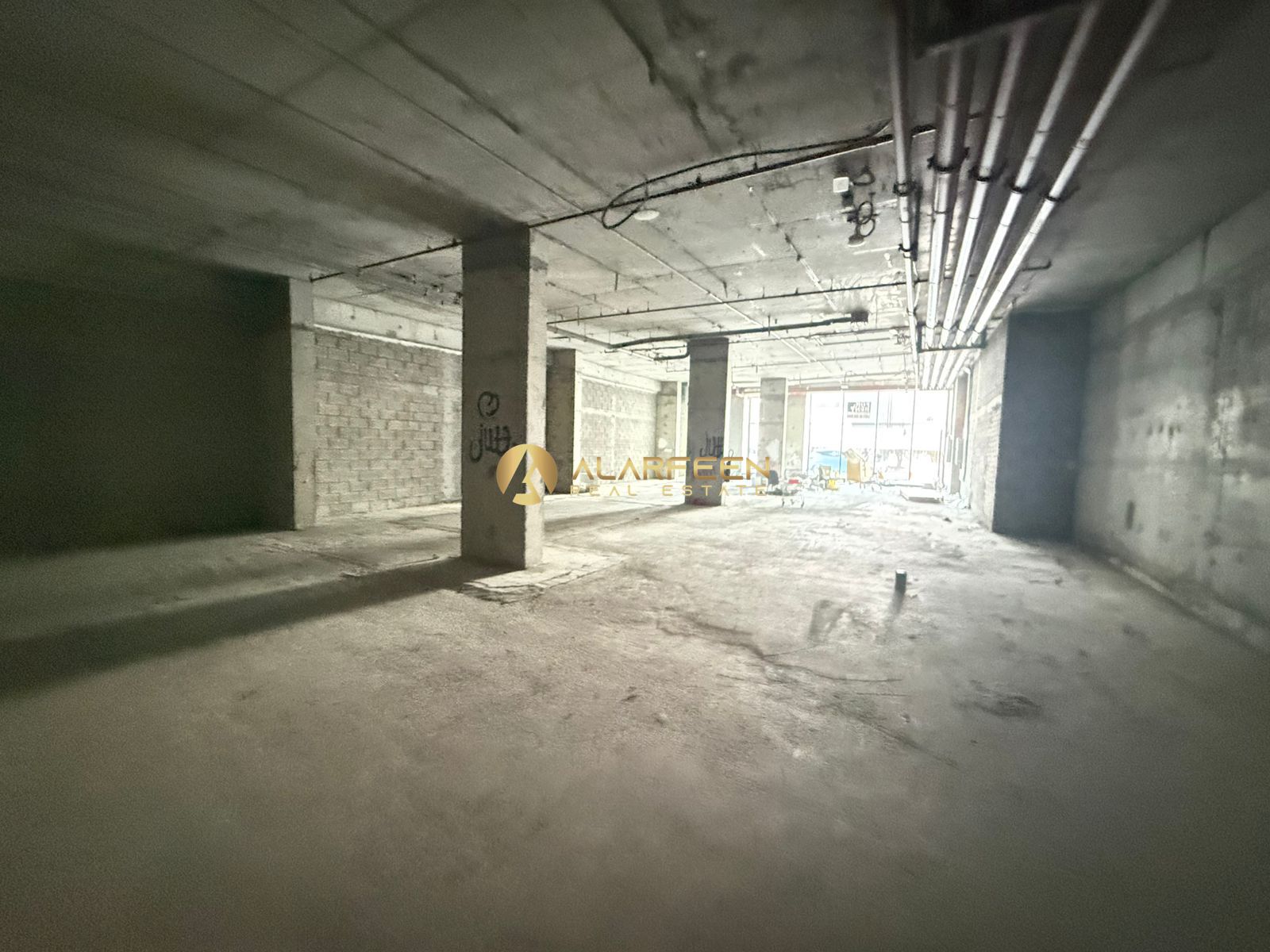 Huge Shop Space | Easy Access | Prime Location