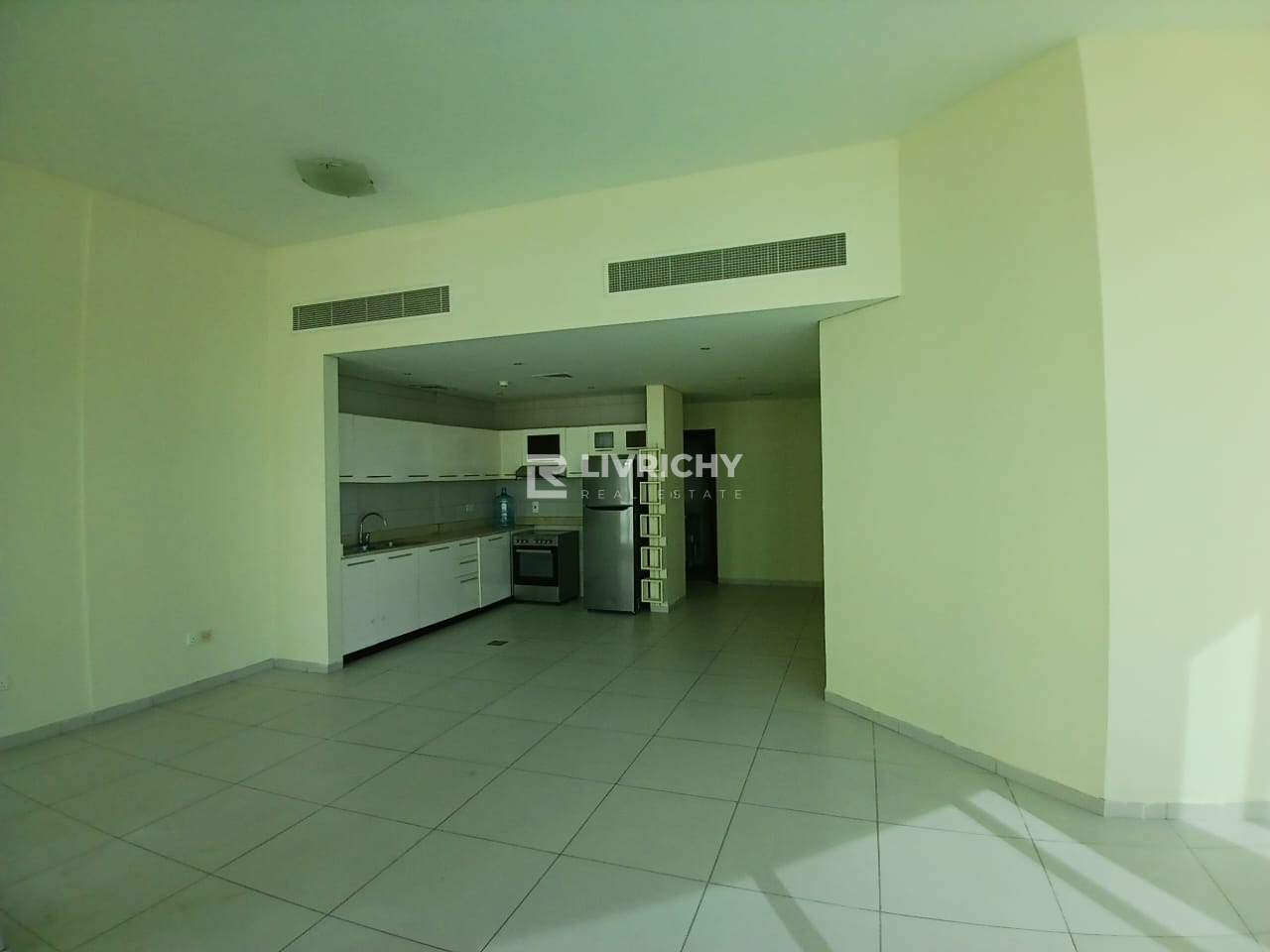 FULL MARINA VIEW | HUGE LIVING LAYOUT | READY