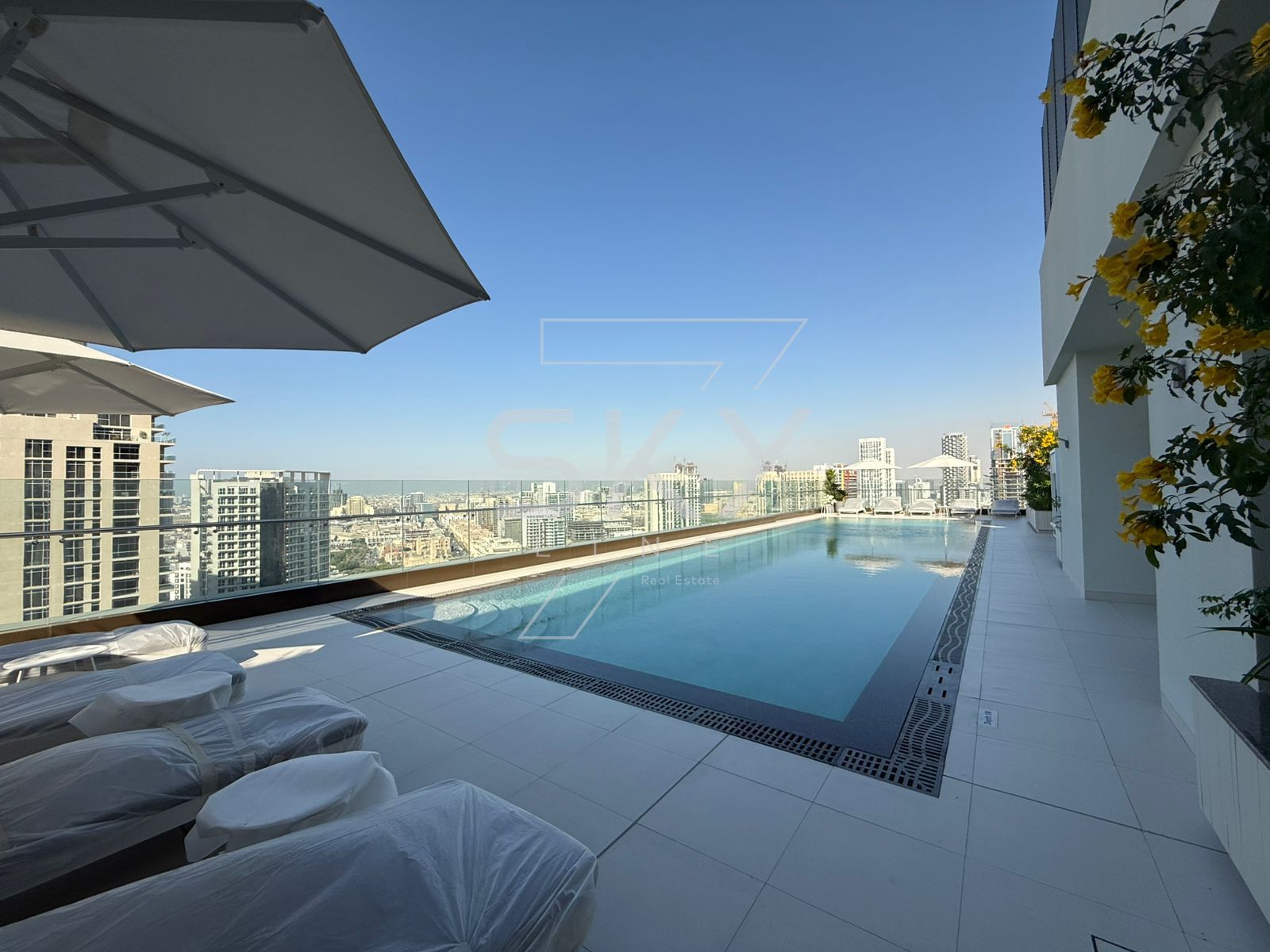 Ready to Move | High Floor | Unfurnished