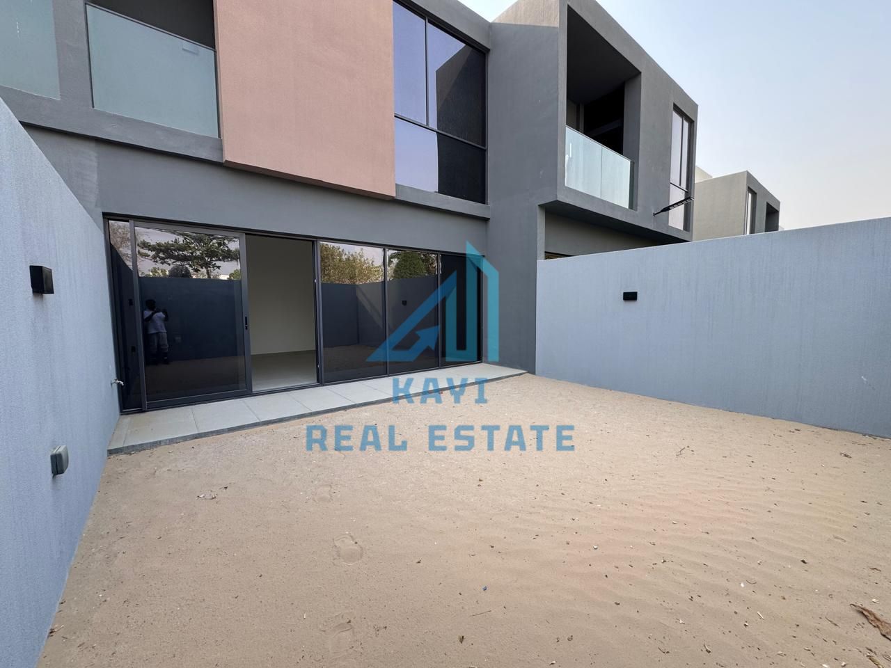 Beautiful Contemporary Home in Robinia Masaar