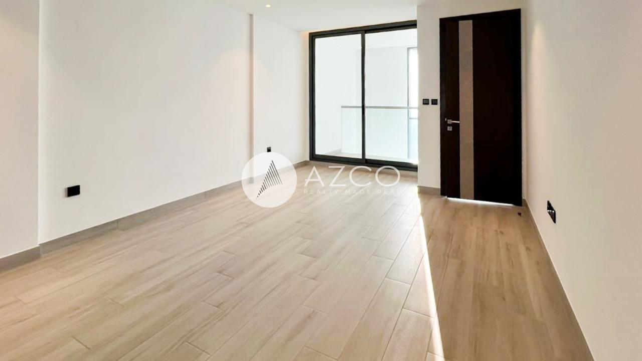 2bhk ,duplex penthouse, high floor, marina skyline view, modern