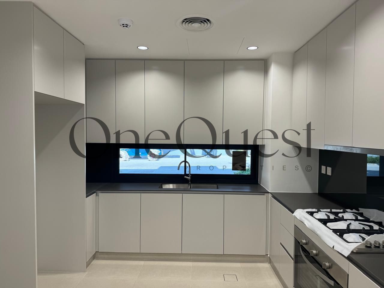 4 BR CORNER + MAJLIS | FREEHOLD | PRIME LOCATION