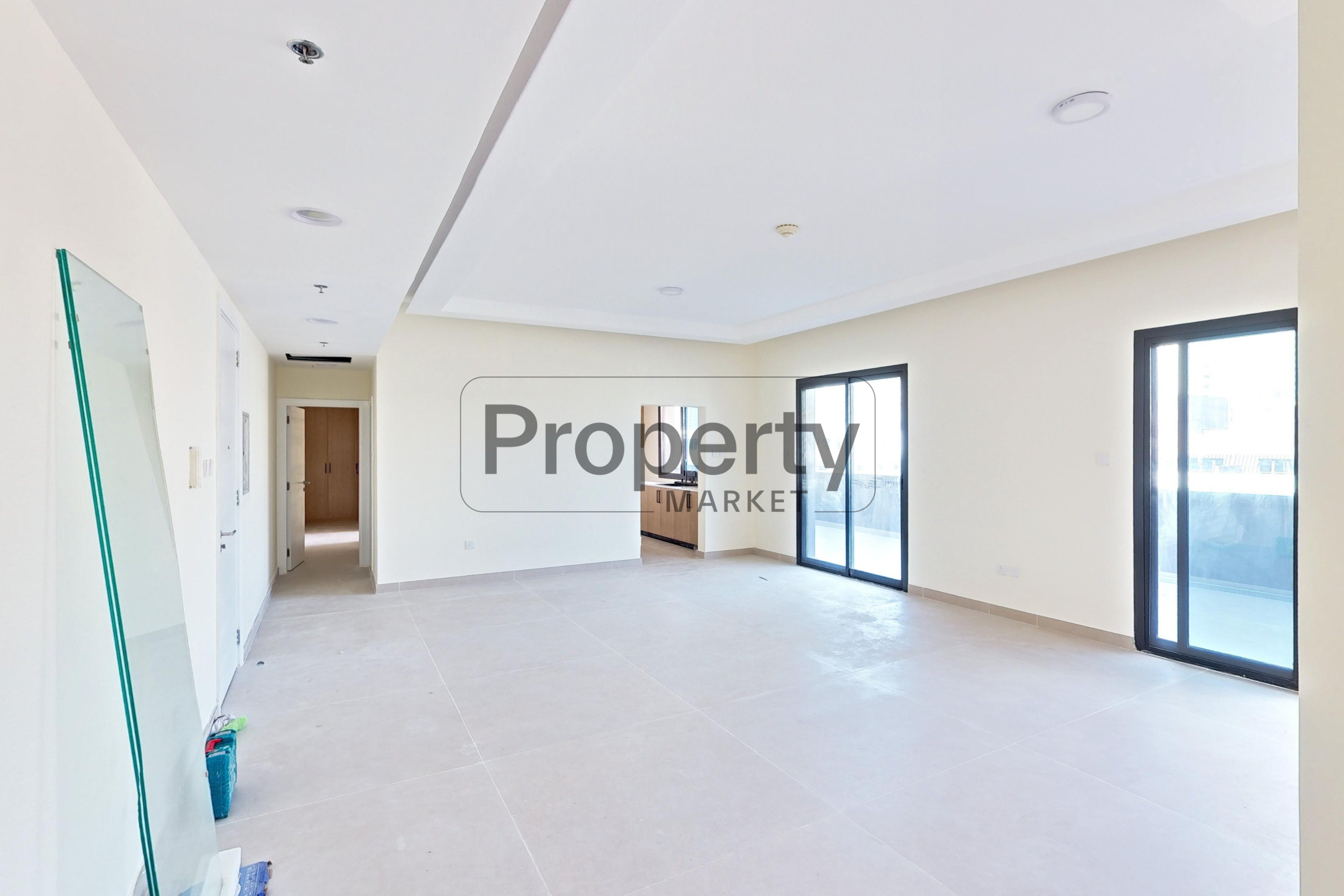Vacant | Large Balcony | Ready to Move-in