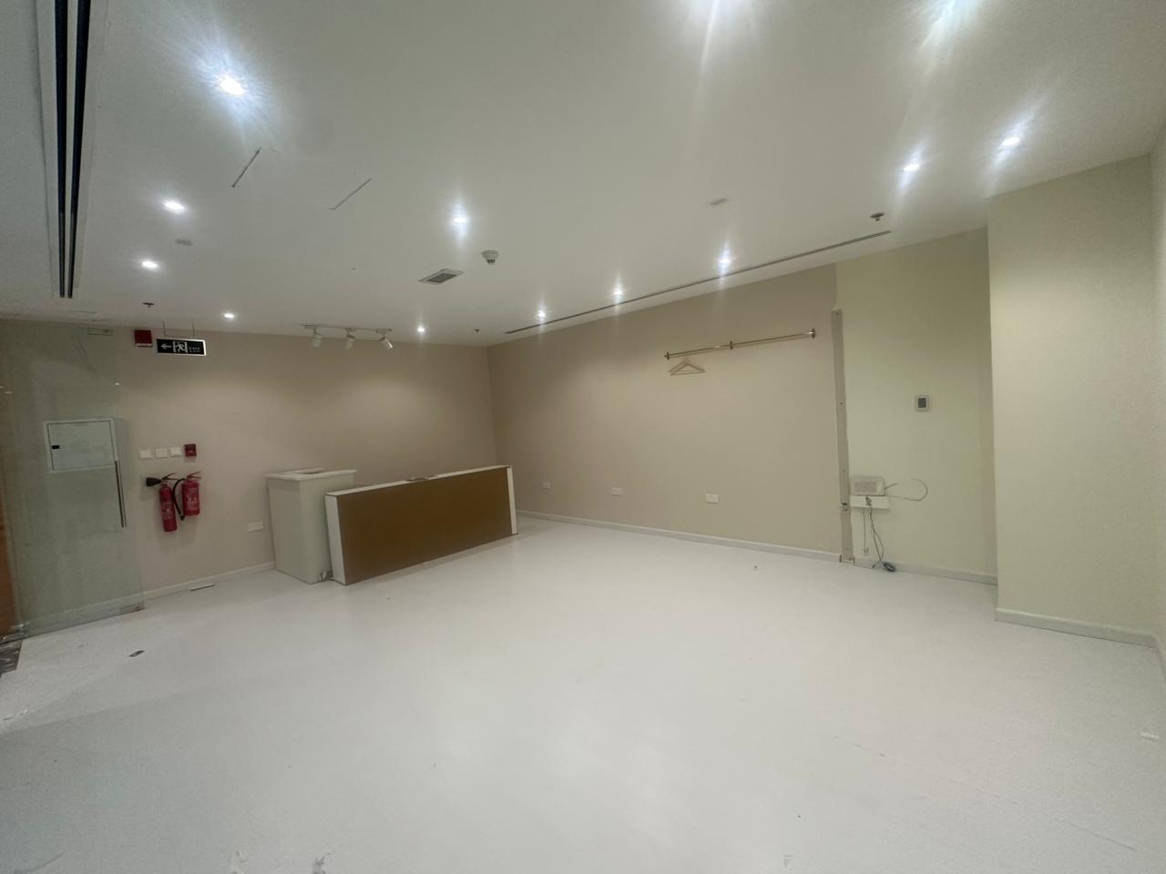 Fitted Retail Shop | Mall Acces |Near Metro IDIFC