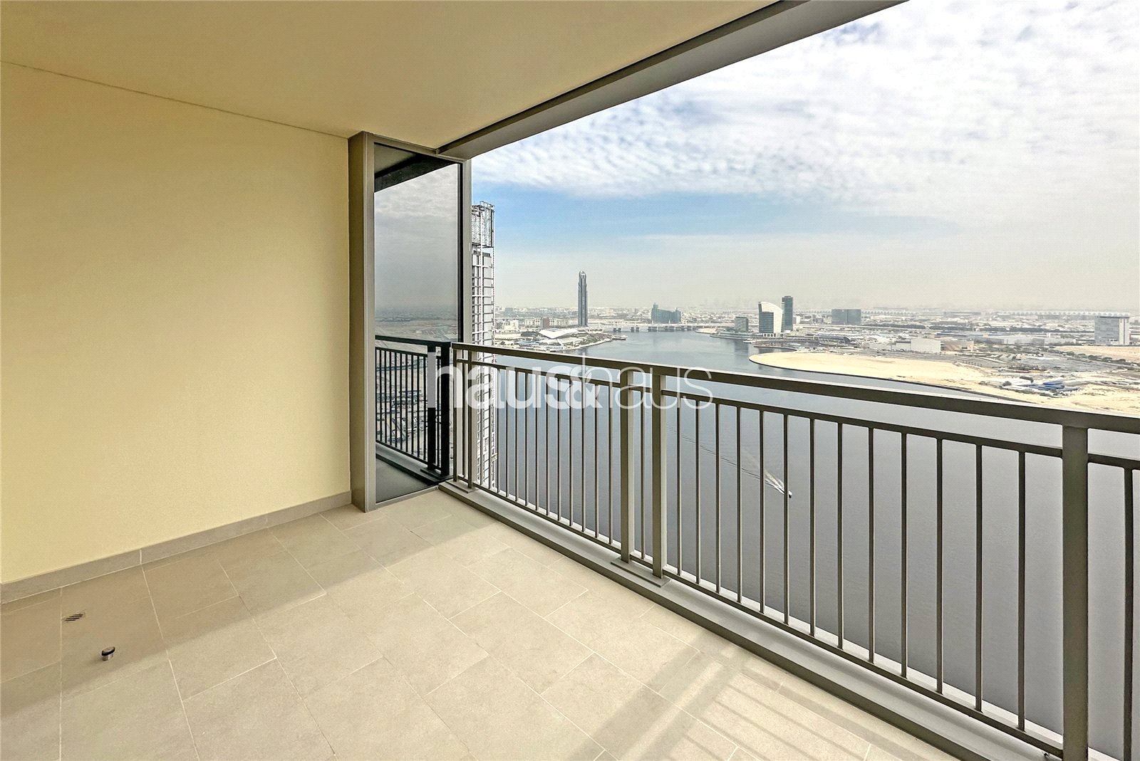 Vacant March | High Floor | Water Views
