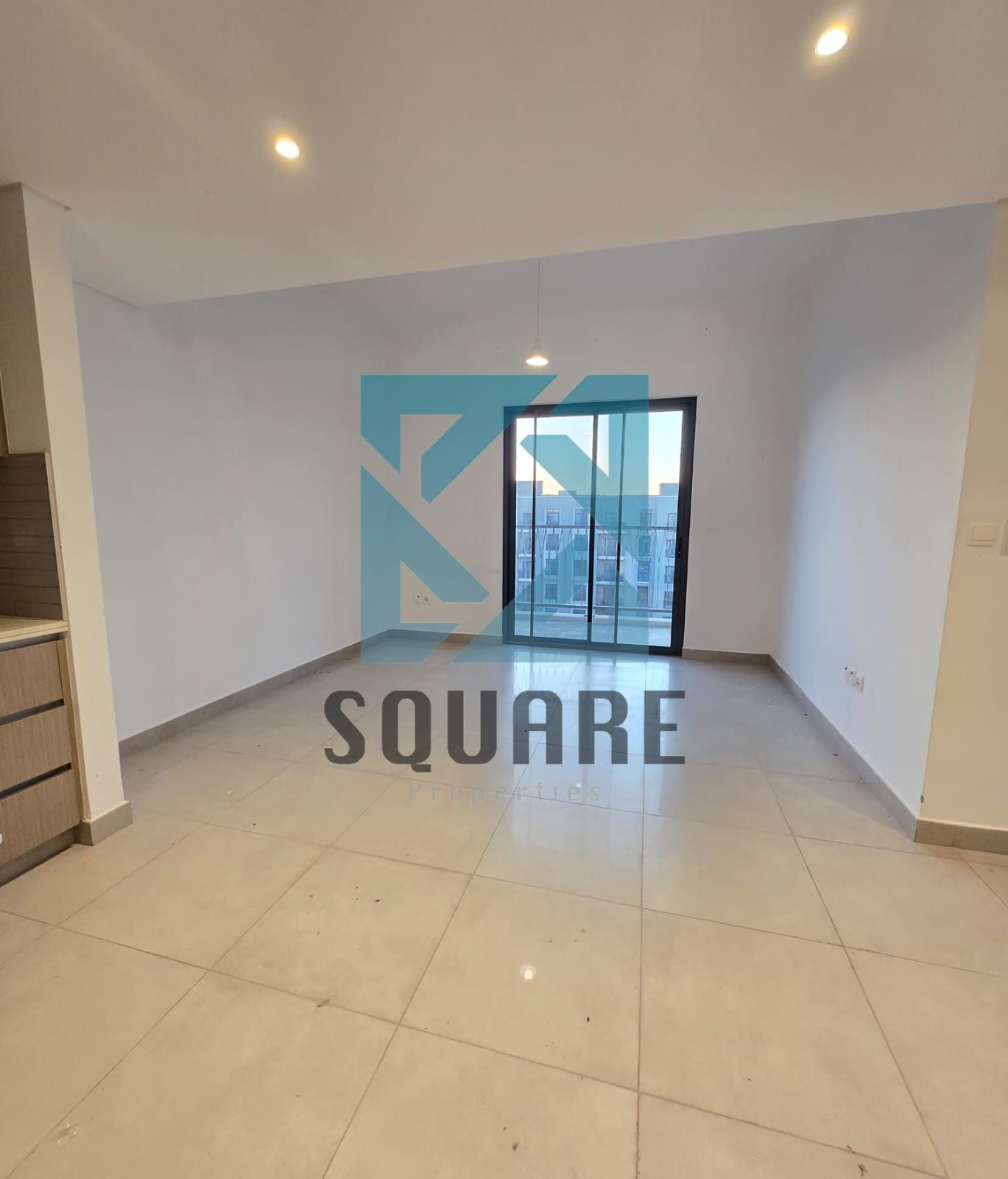 Luxury 1 BEDROOM - UNFURNISHED | Pool View