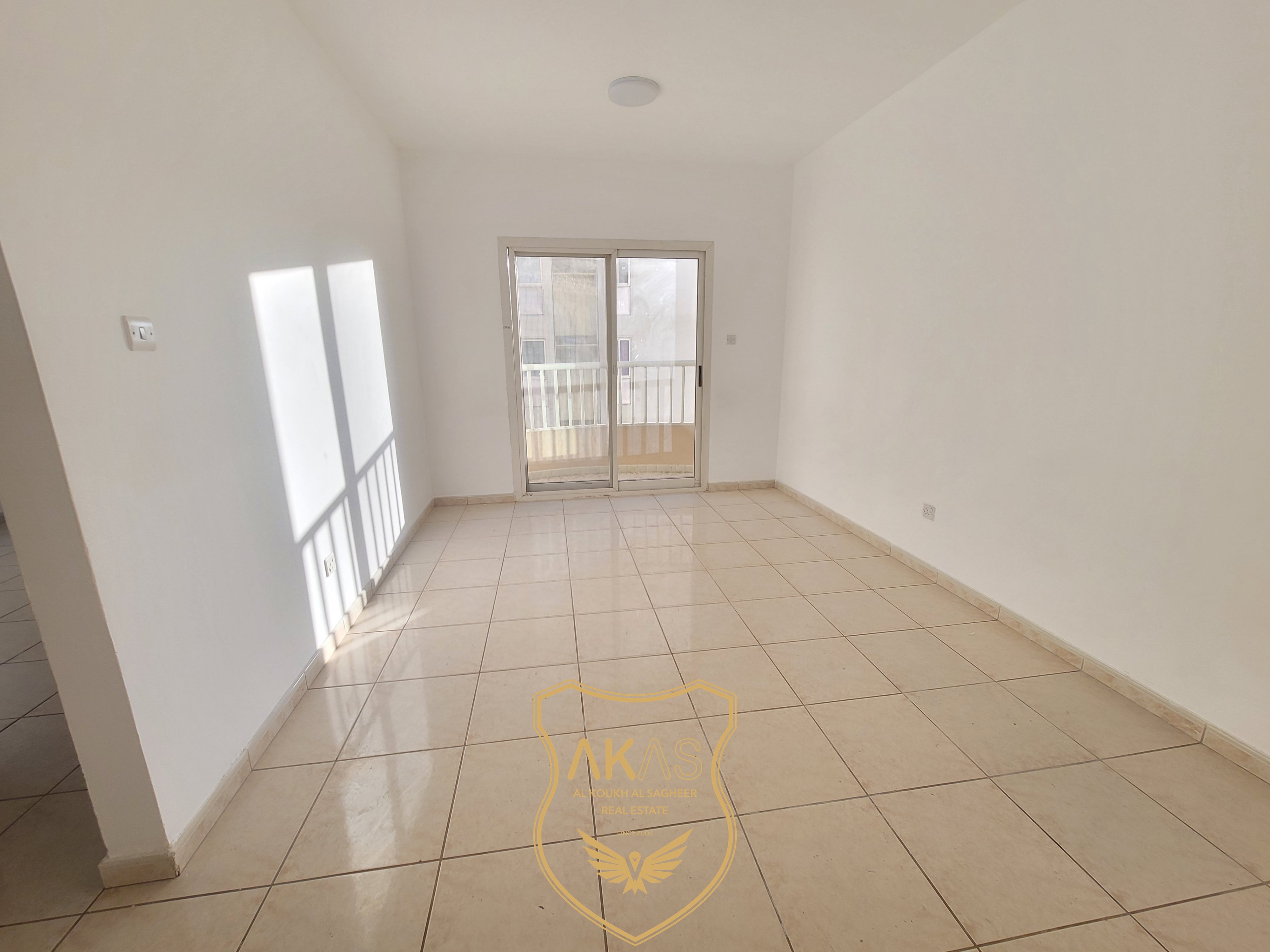 1BHK Apartment l Near Rolla Bus Station l Ready to Move l Big Balcony l Family Building l