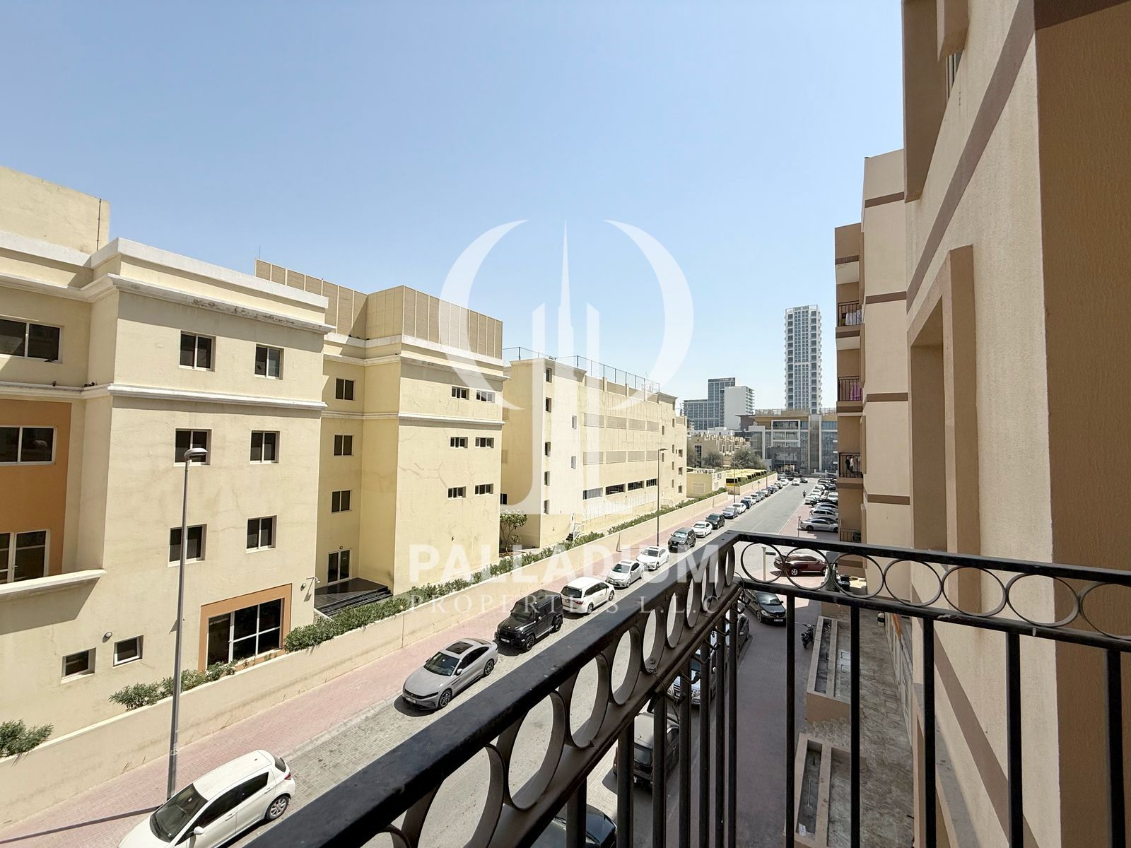 Unfurnished | Ready to Move | Best Layout | Large Balcony