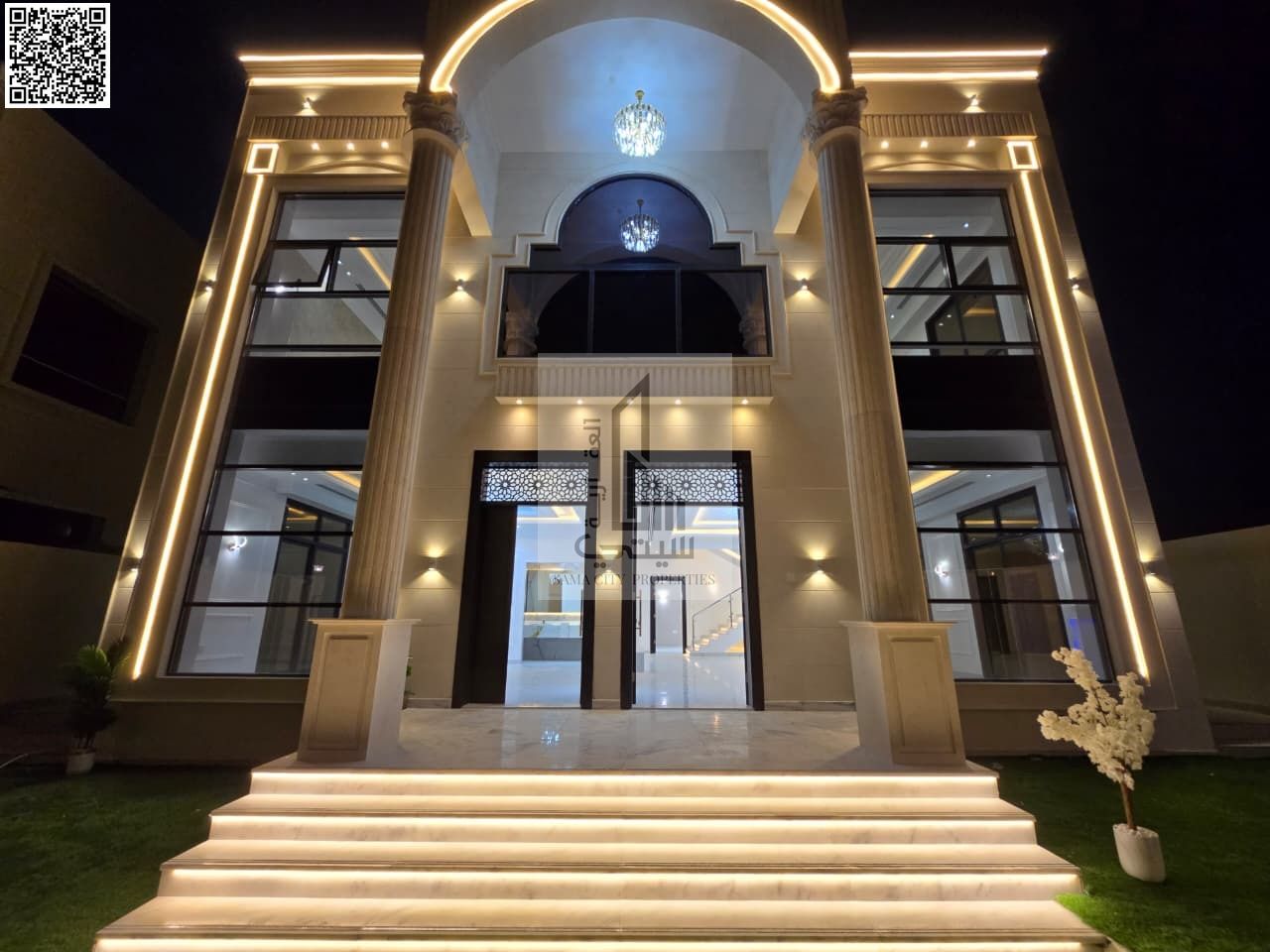 Villa for Sale in Al-Haliyo Consisting of: 5 Master Bedrooms • Majlis with Bathroom • Living Room with Bathroom • Main Kitchen • Maid's Room •