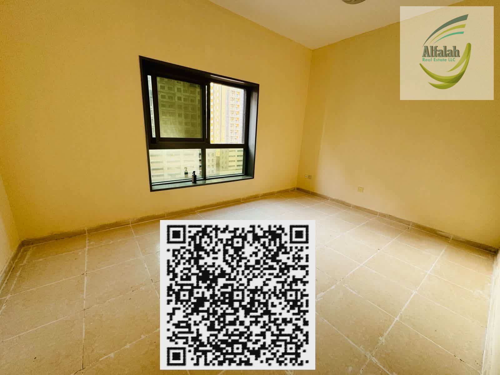 Well-Maintained 2BHK with Hall and Balcony – Paradise Lake Tower B6
