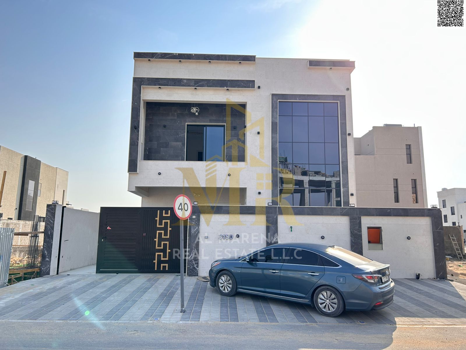 A villa on the main street, ready to move into, with all registration and ownership fees included, in one of Ajman's most prestigious areas. Freehold
