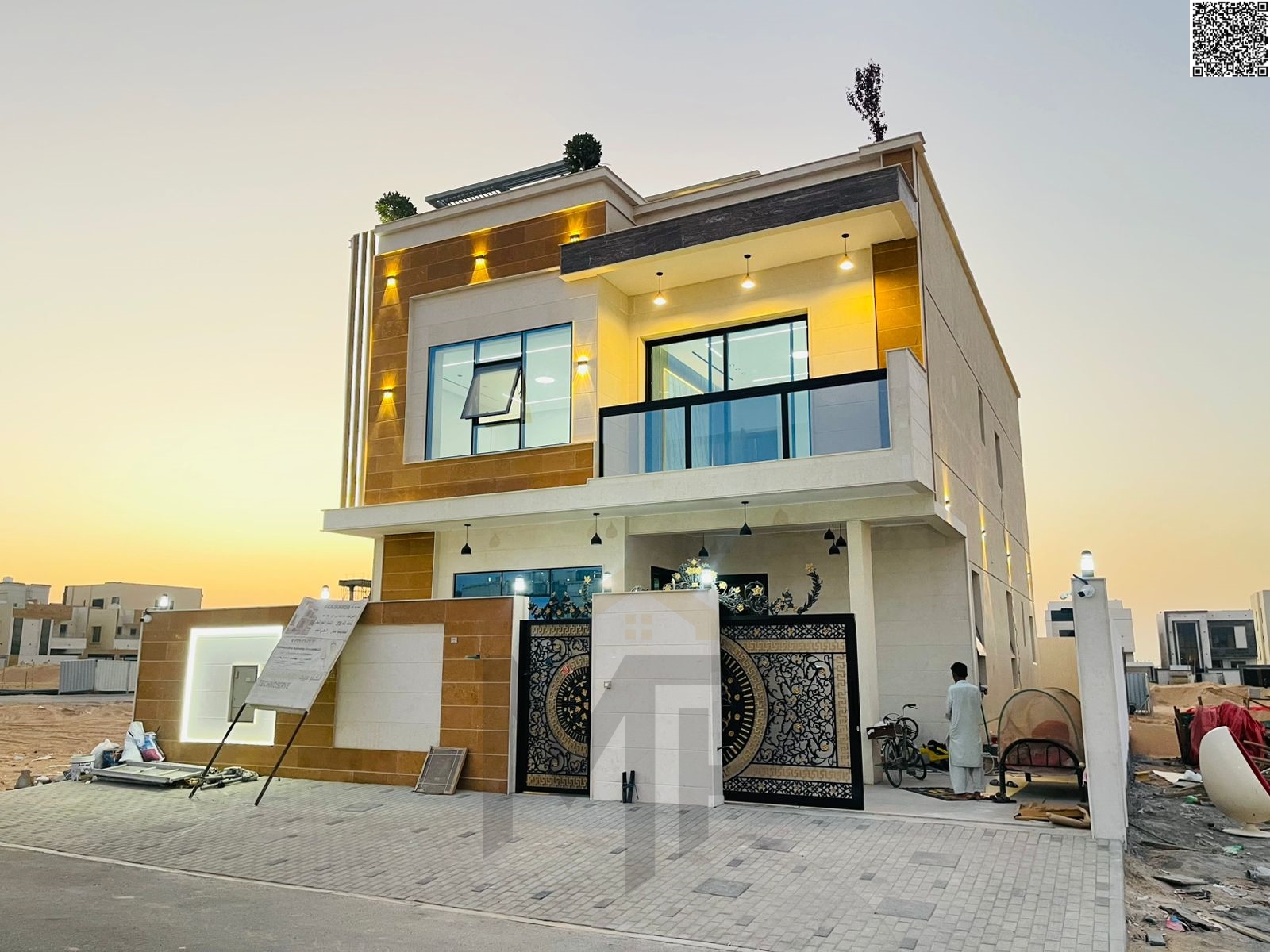 Luxury villa for sale in one of Ajman's most prestigious areas. Freehold ownership for all nationalities.