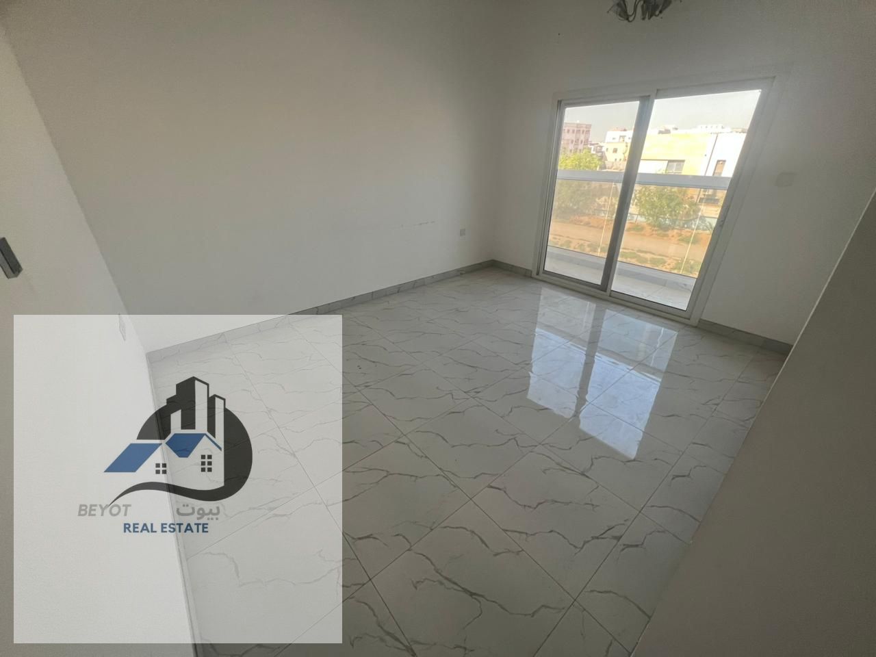 For Rent in Ajman – Al Mowaihat 3 A 1-bedroom apartment (1BHK) in excellent condition, second tenant only, located in a prime and convenient area clos