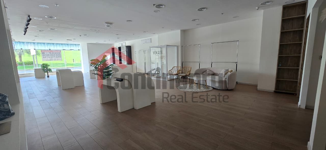 Spacious Shop | For rent | Al Soor