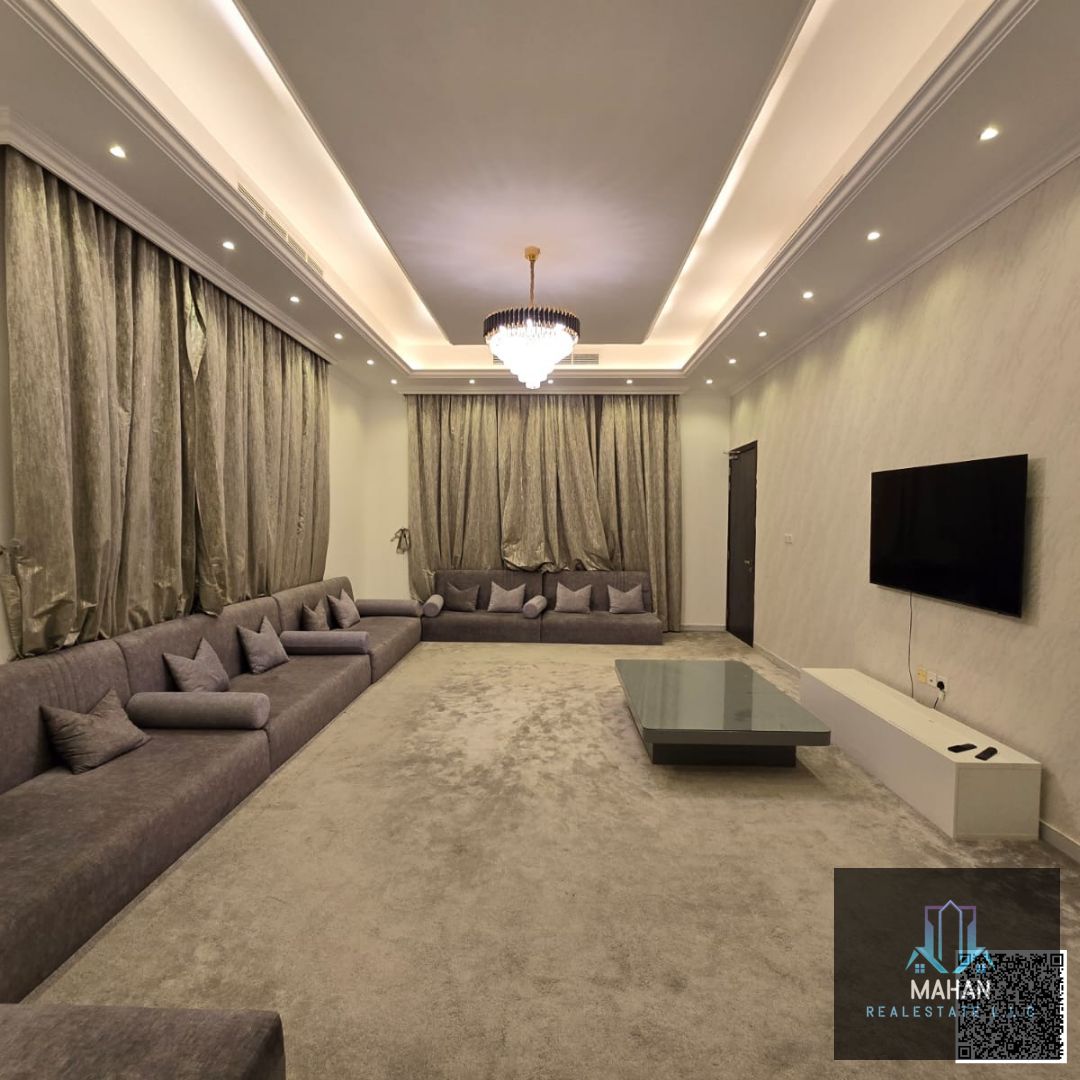 5 master bedrooms majls hall kitchen and madroom