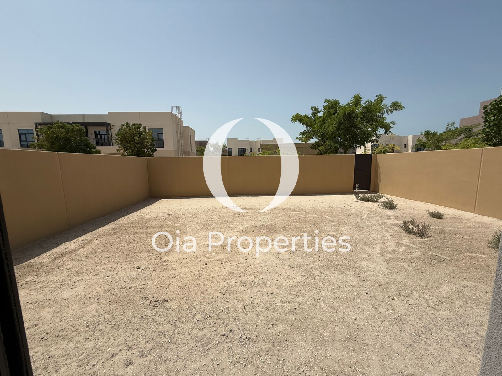 Luxury Townhouse | Corner | Spacious Backyard